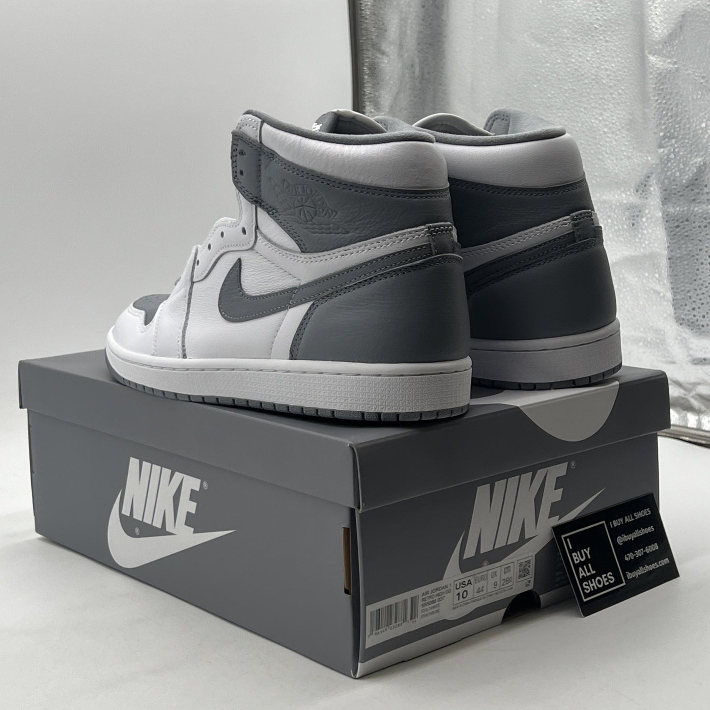 Size 10 - Air Jordan 1 Retro High OG Stealth (555088-037)