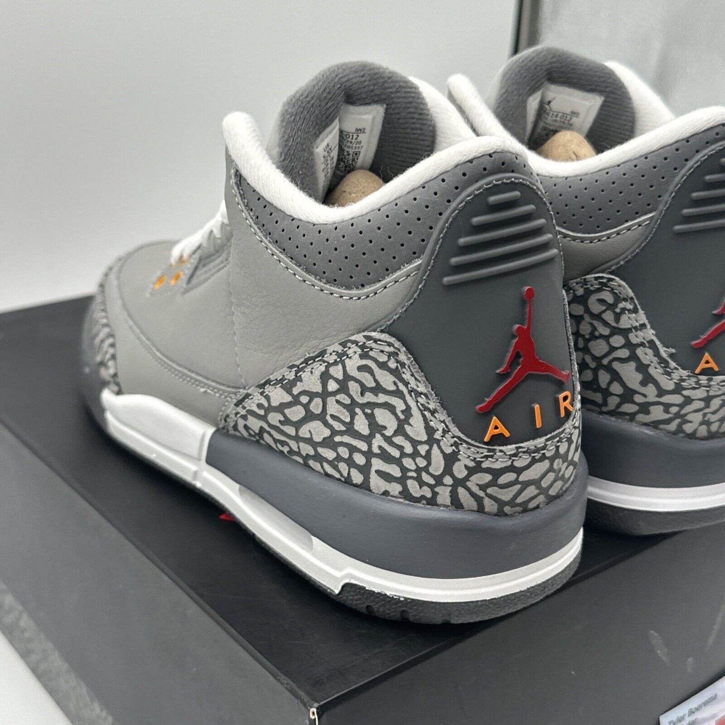 NIKE AIR JORDAN III 3 RETRO GS COOL GREY WHITE CEMENT BLACK 398614-012 5.5Y 5.5