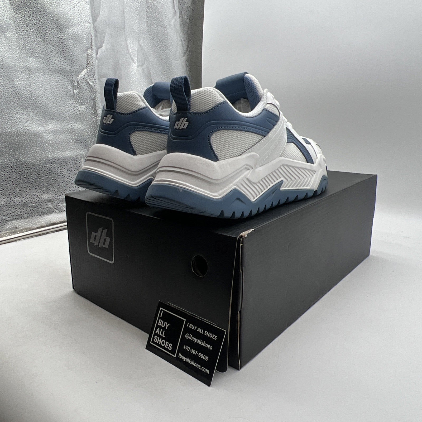 Size 10 - Decibel Vol-01 Blue/White New