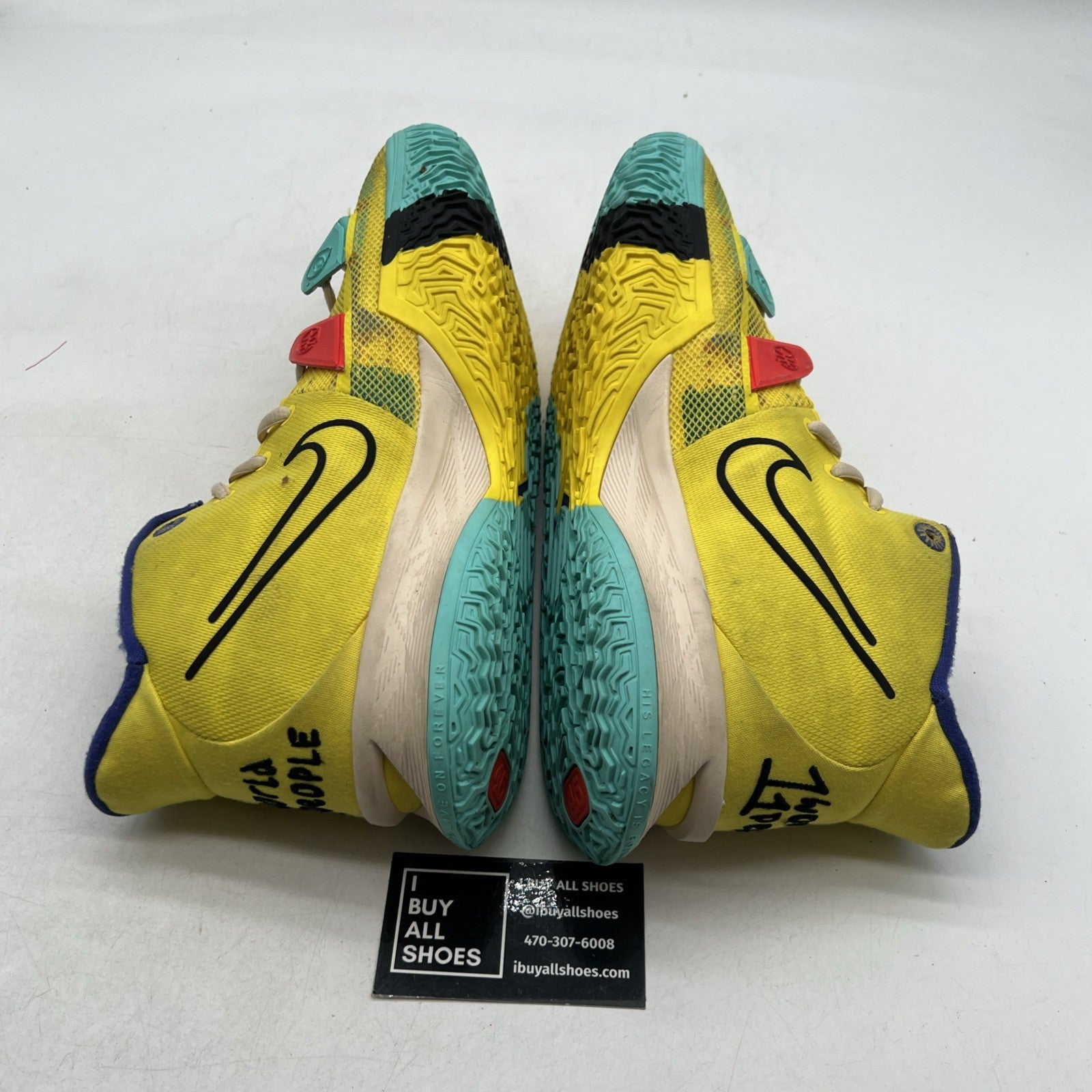 Size 12 - Nike Kyrie 7 1 World 1 People (CQ0327-700)