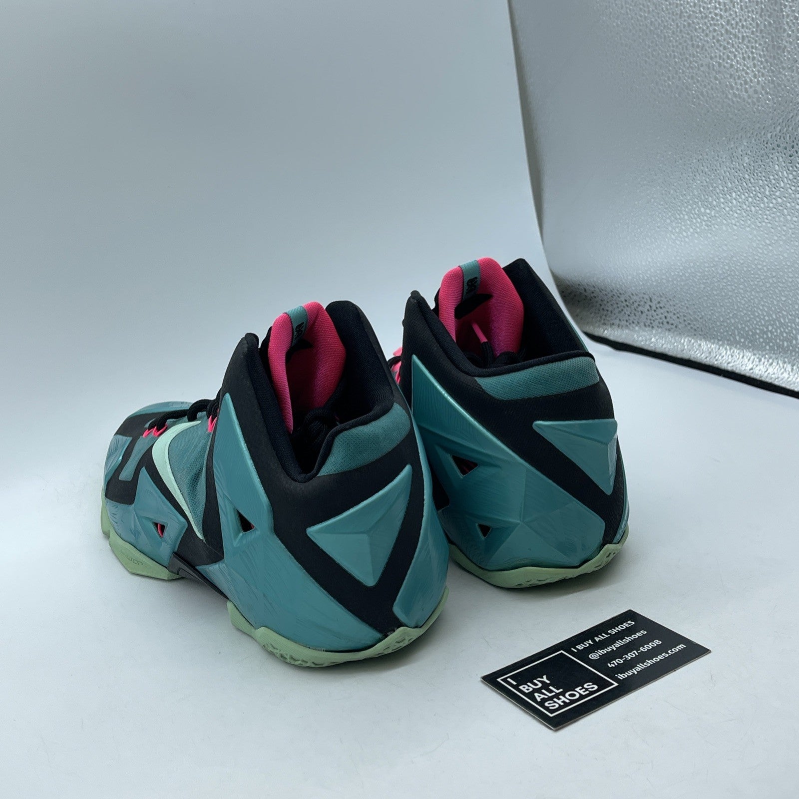 Size 10.5 - Nike LeBron 11 South Beach Blue Black Leather (616175-330)