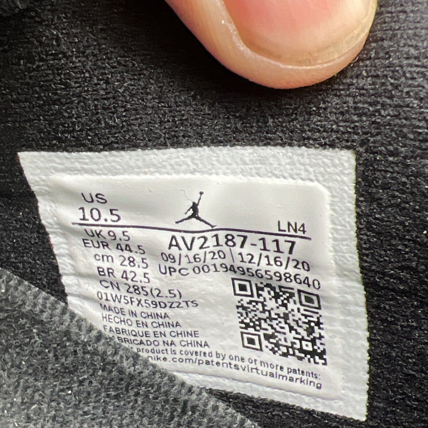 Size 10.5 - Air Jordan 11 Retro Low Legend Blue (AV2187-117)