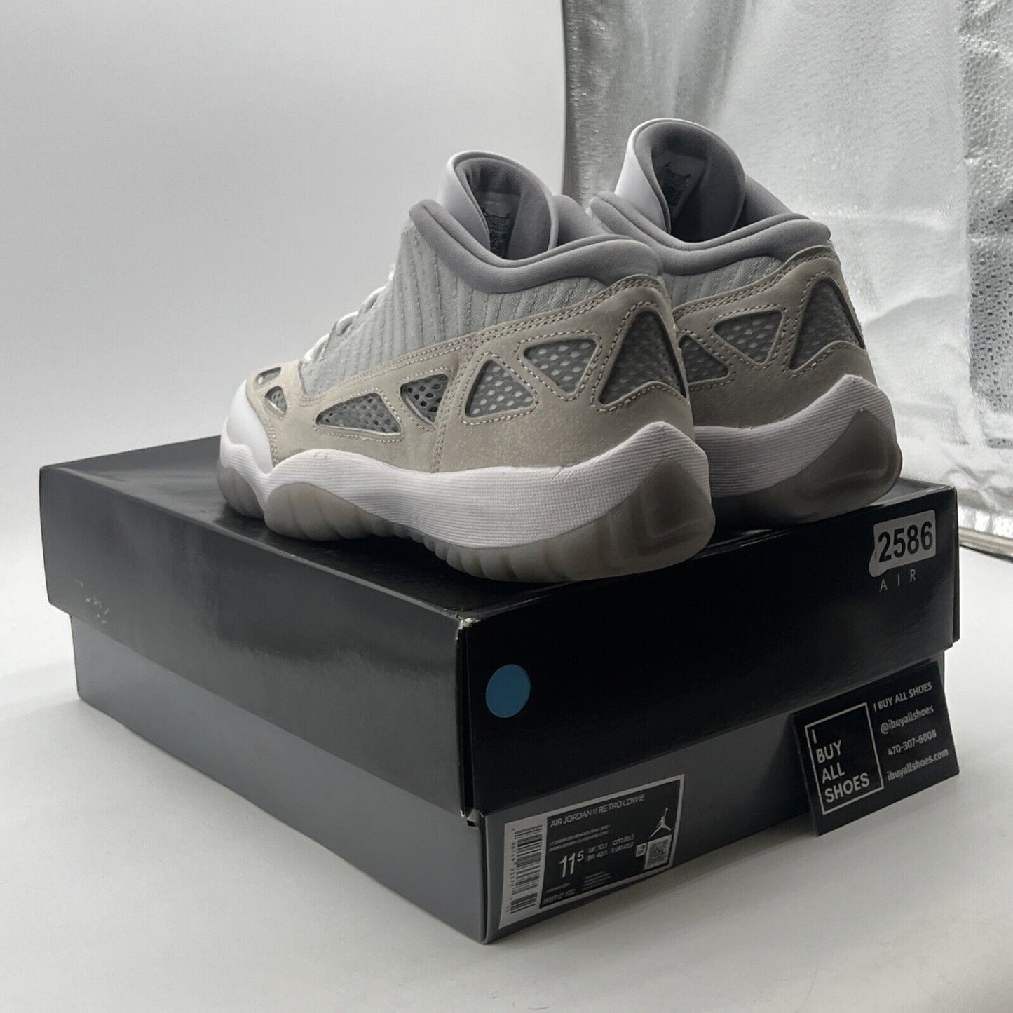 Size 11.5 - Air Jordan 11 Retro IE Low Light Orewood Brown (919712-102)