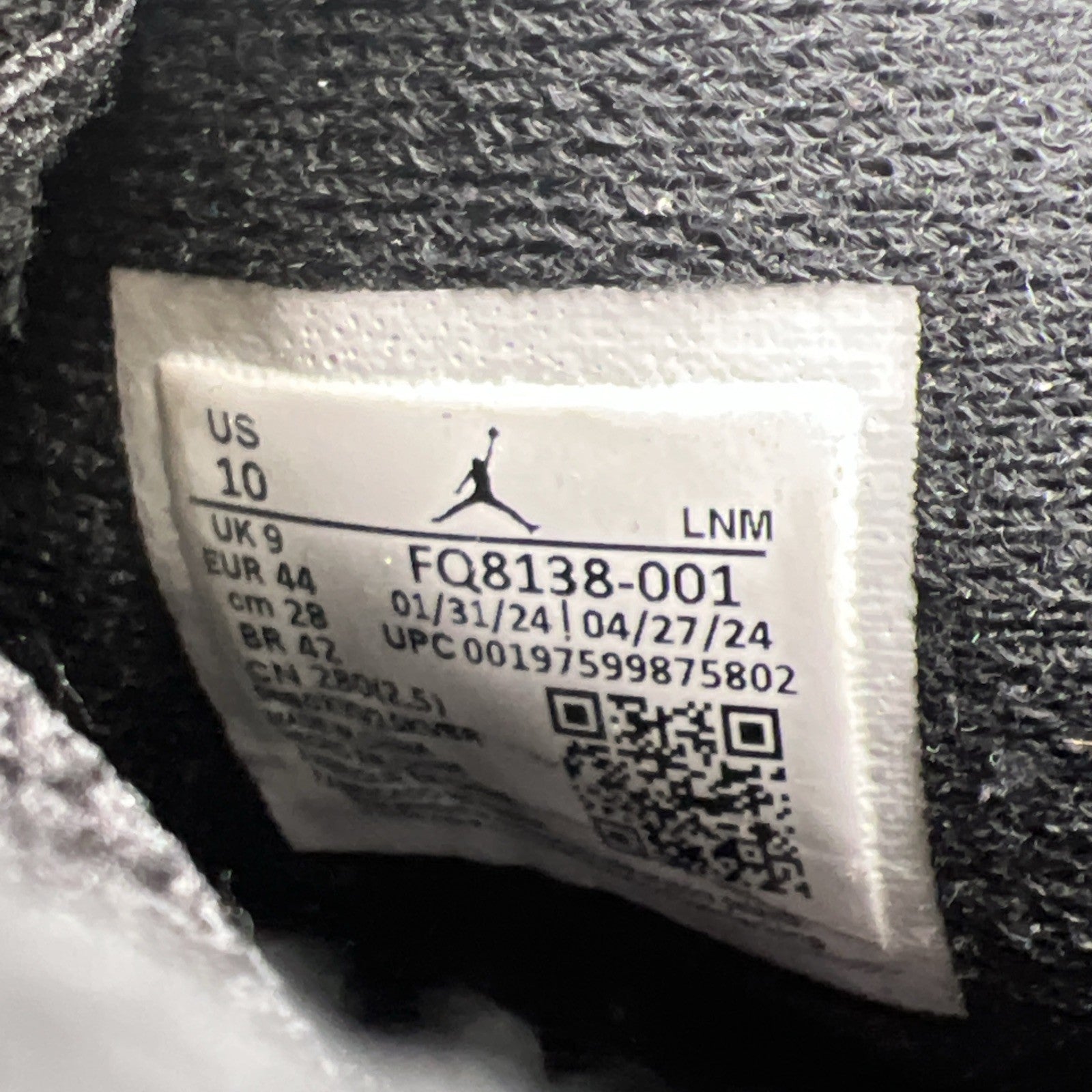 Size 10 - Air Jordan 4 Retro White Thunder (FQ8138-001)