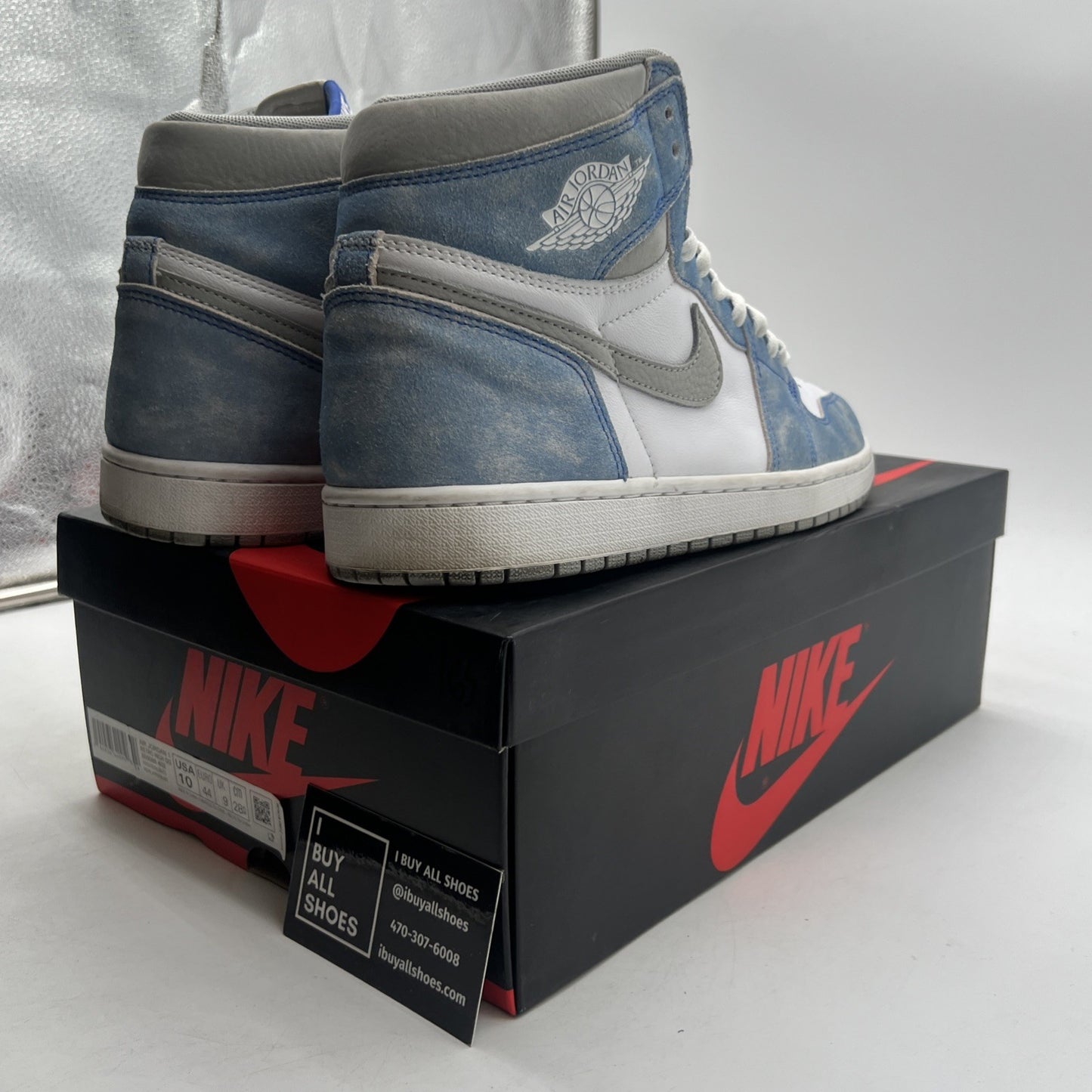 Size 10 - Air Jordan 1 Retro OG High Hyper Royal (555088-402)