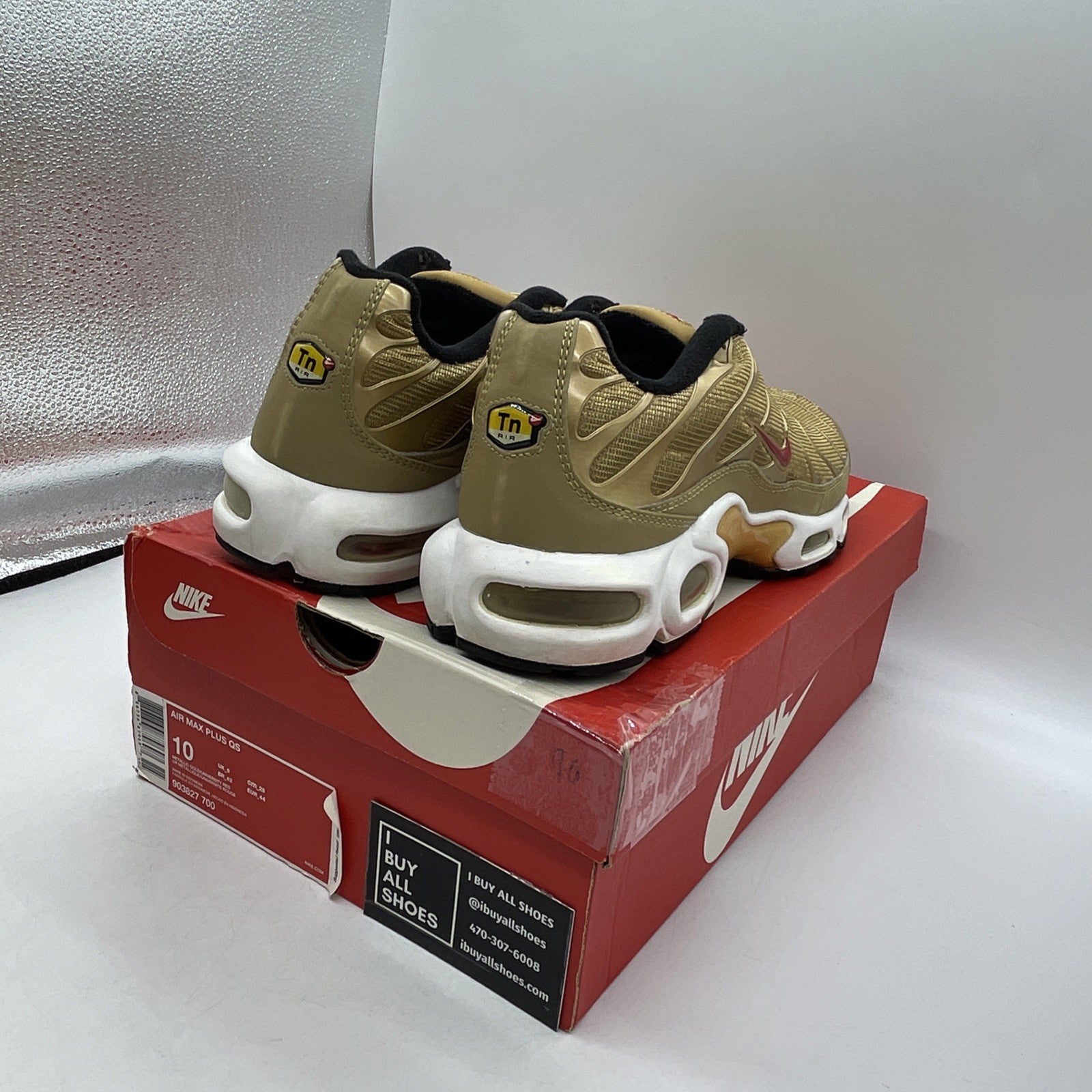 Size 10 - Nike Air Max Plus QS Metallic Gold (903827-700)