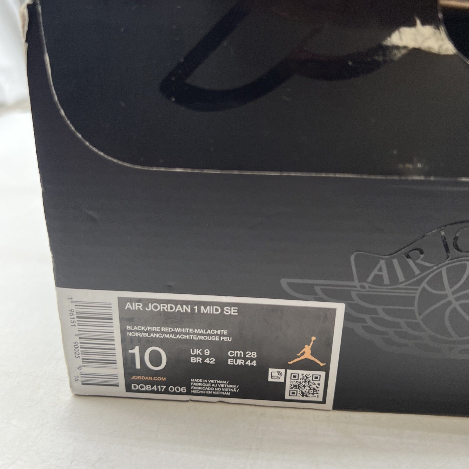 Size 10 - Air Jordan 1 SE Mid Christmas (DQ8417-006)