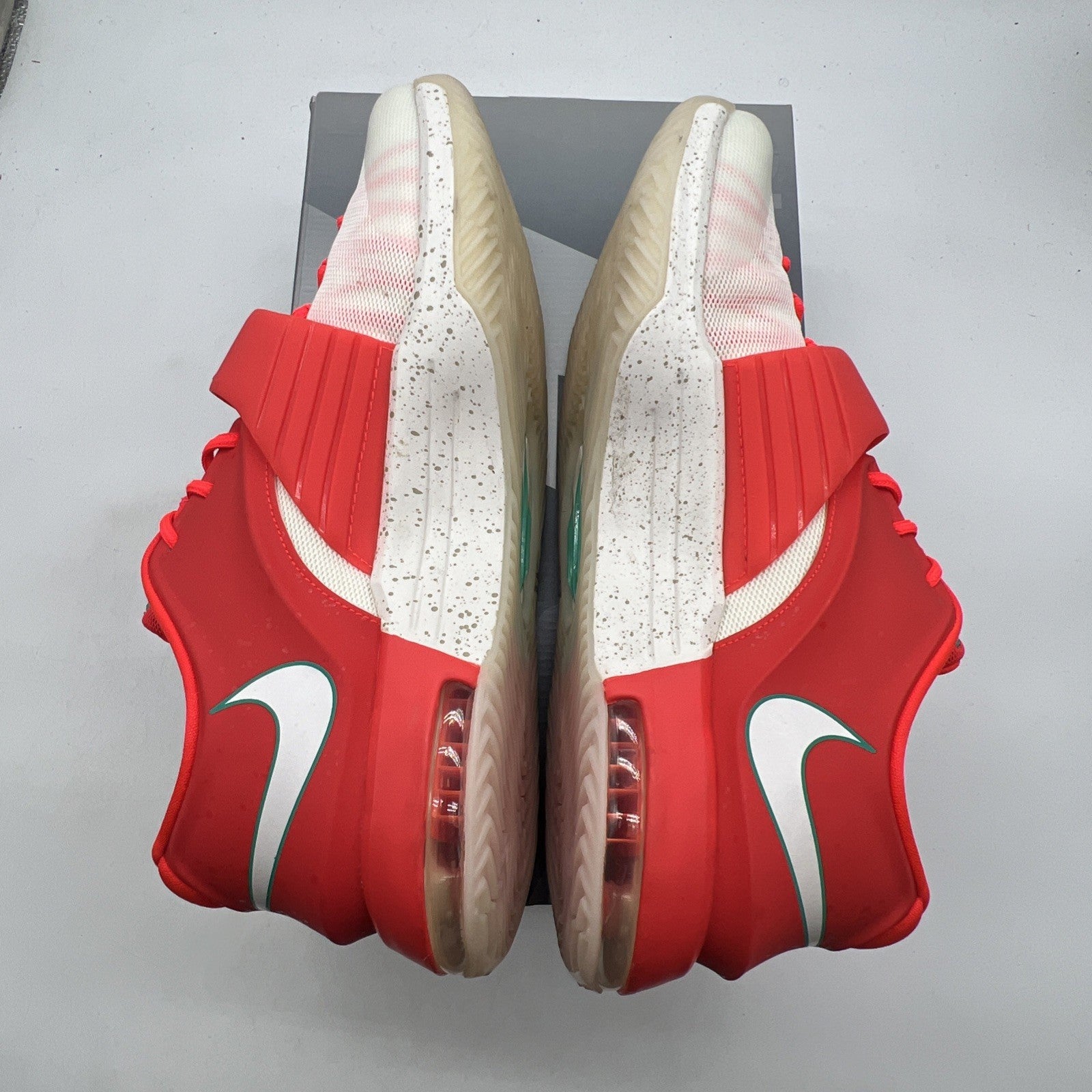 Size 13 - Nike KD 7 Xmas Egg Nog (707560-613)