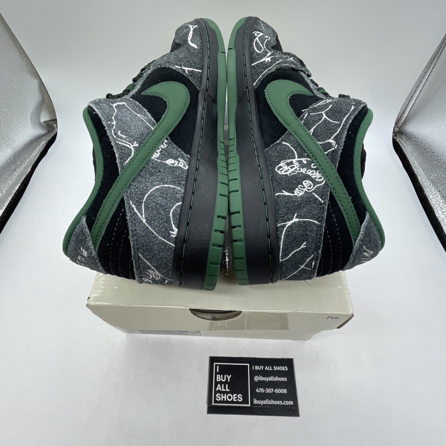 Size 8 - Nike THERE Skateboards x Dunk SB Special Box Low Ultra Humanized