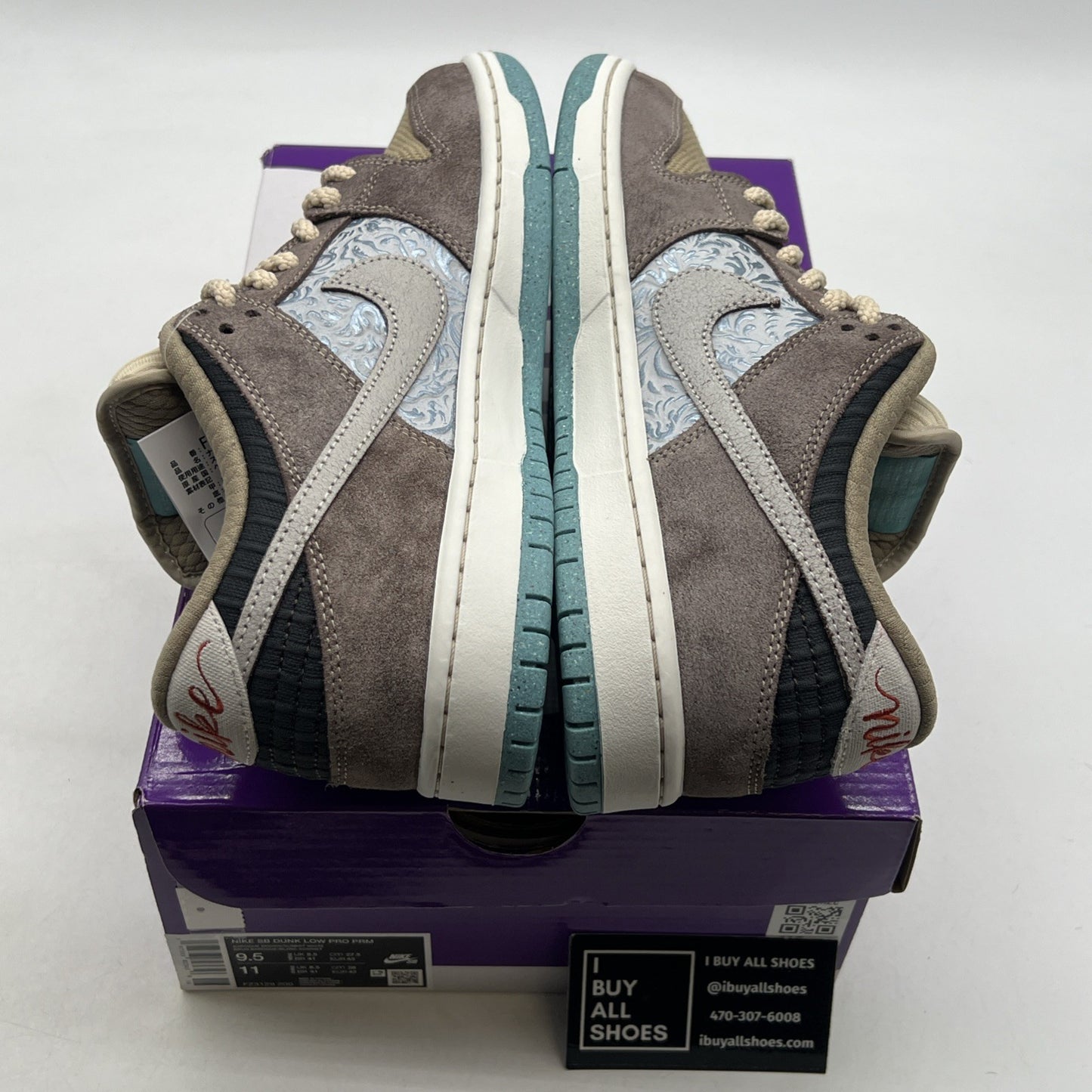 Size 9.5 - Nike Dunk SB Low Big Money Savings (FZ3129-200)