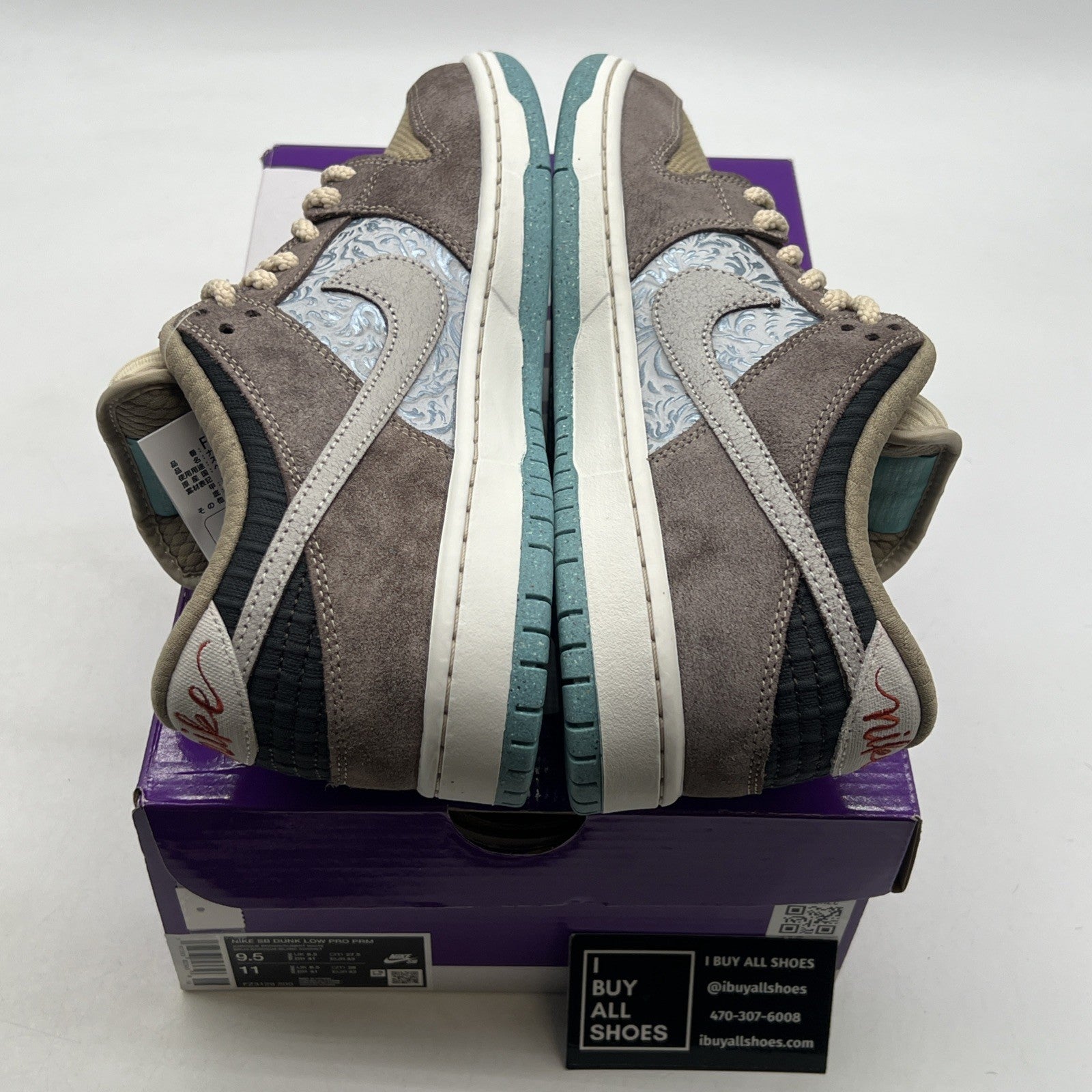 Size 9.5 - Nike Dunk SB Low Big Money Savings (FZ3129-200)