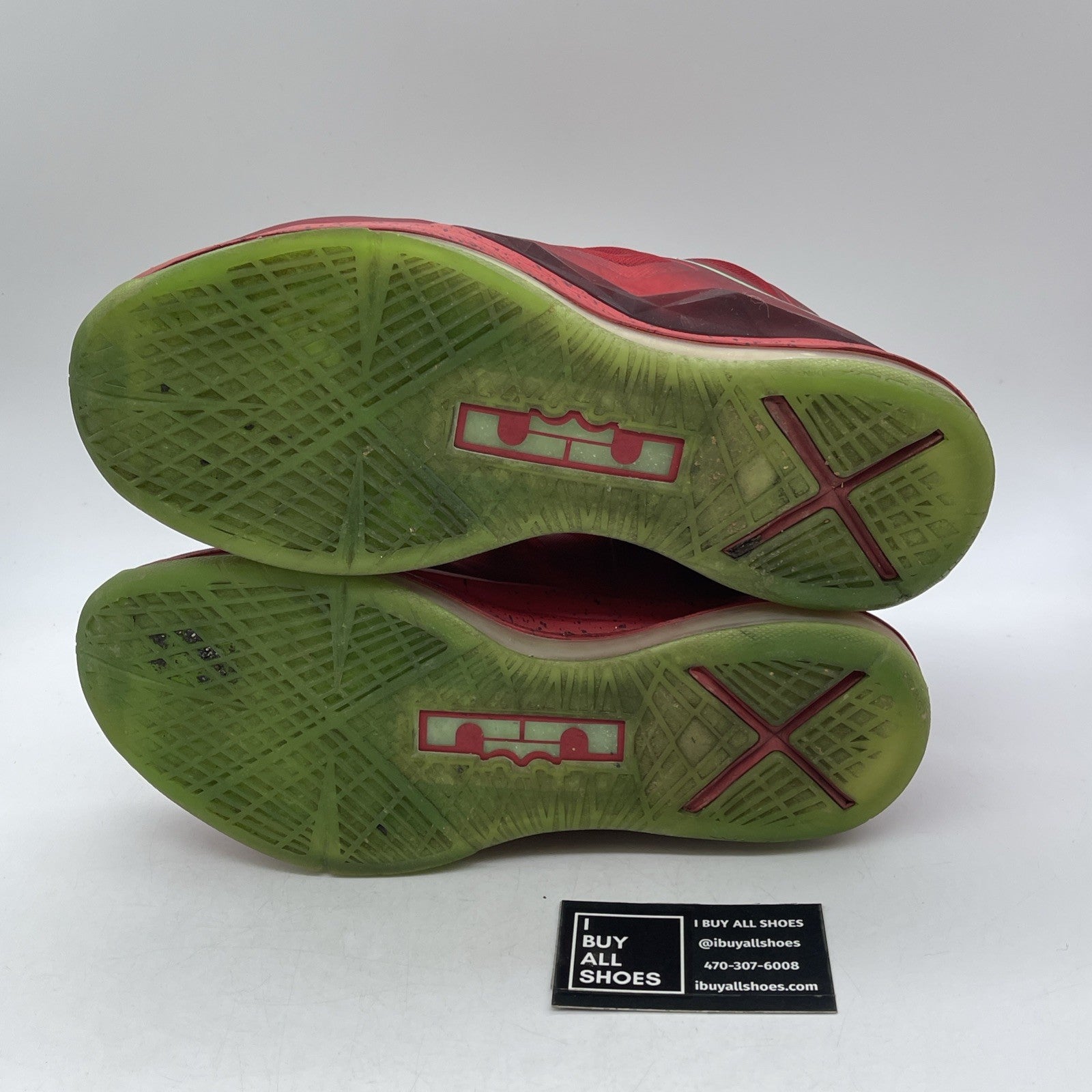 Size 10.5 - Nike LeBron 10 Christmas (541100-600)
