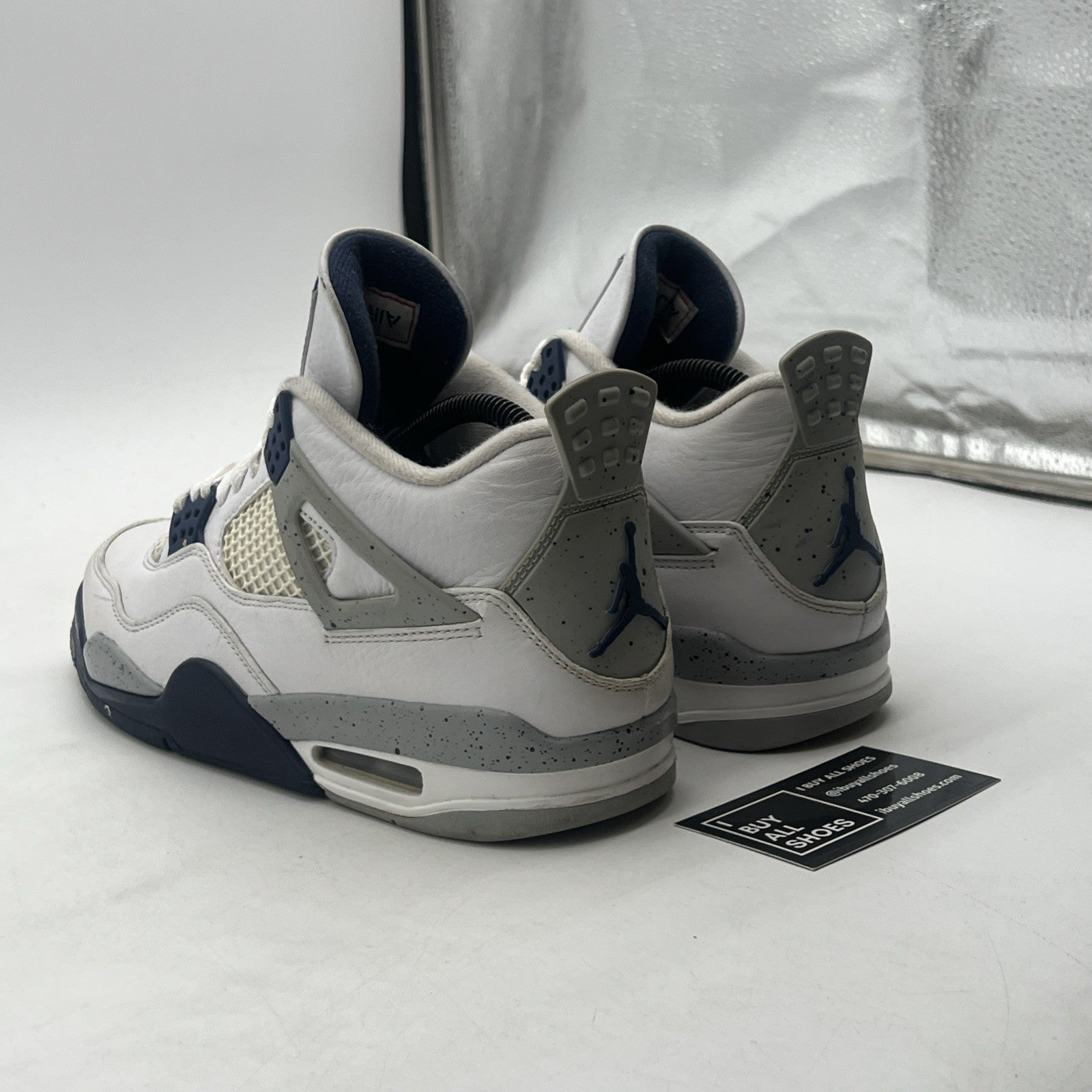 Size 8 - Air Jordan 4 Retro Mid Midnight Navy (DH7927-140)