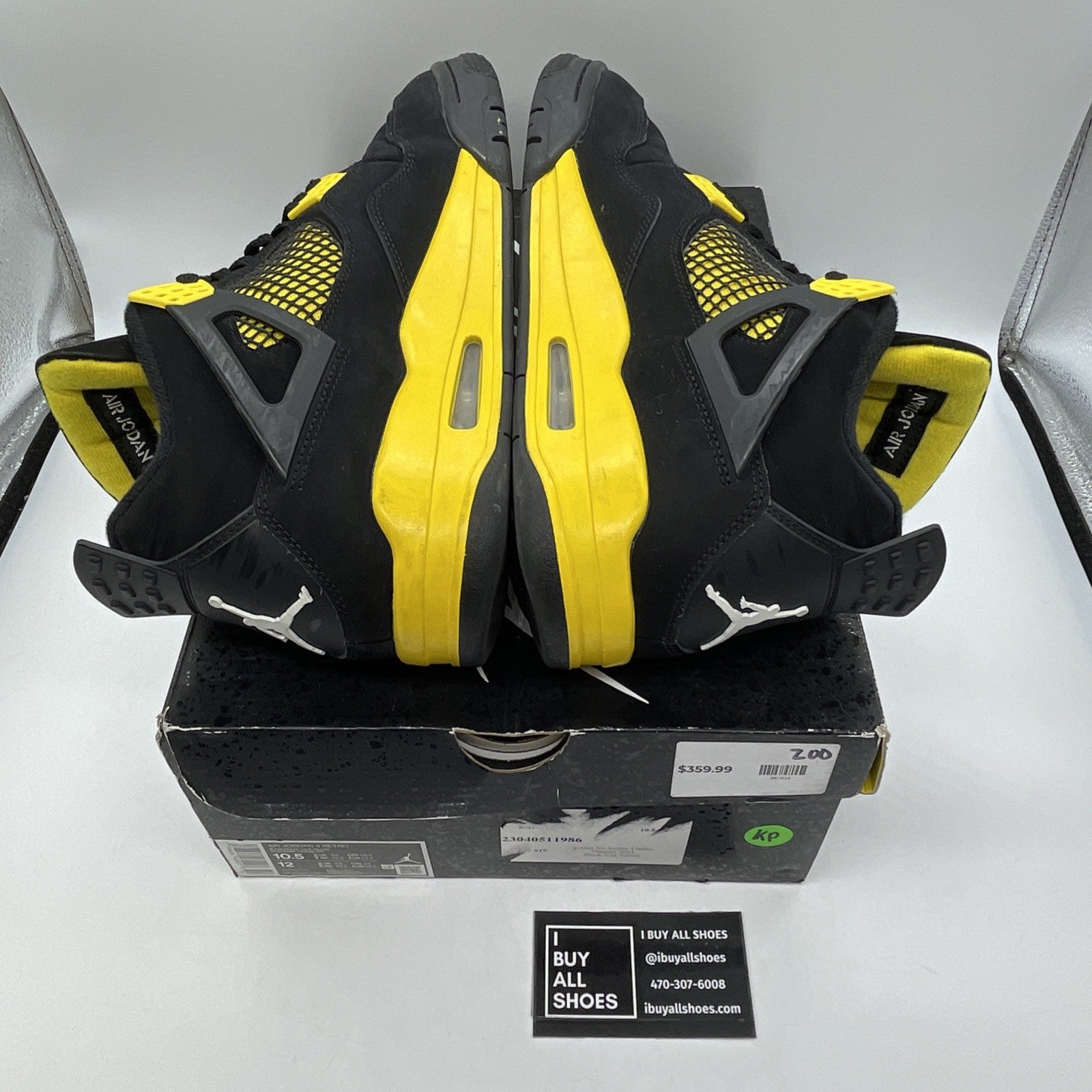 Size 10.5 - Air Jordan 4 Retro Mid Thunder (DH6927-017)