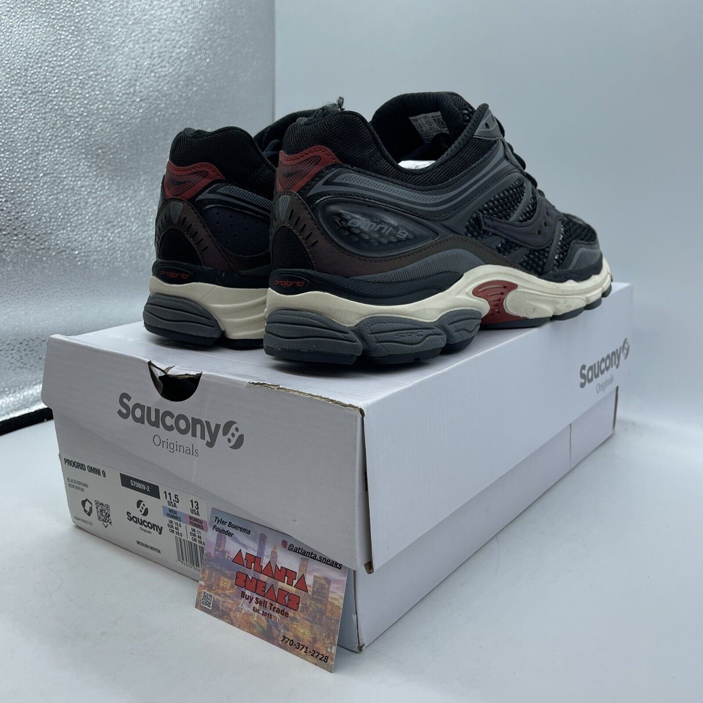 Size 11 - Saucony Progrid Omni 9 Disrupt Pack White Red Black (S70809-2)