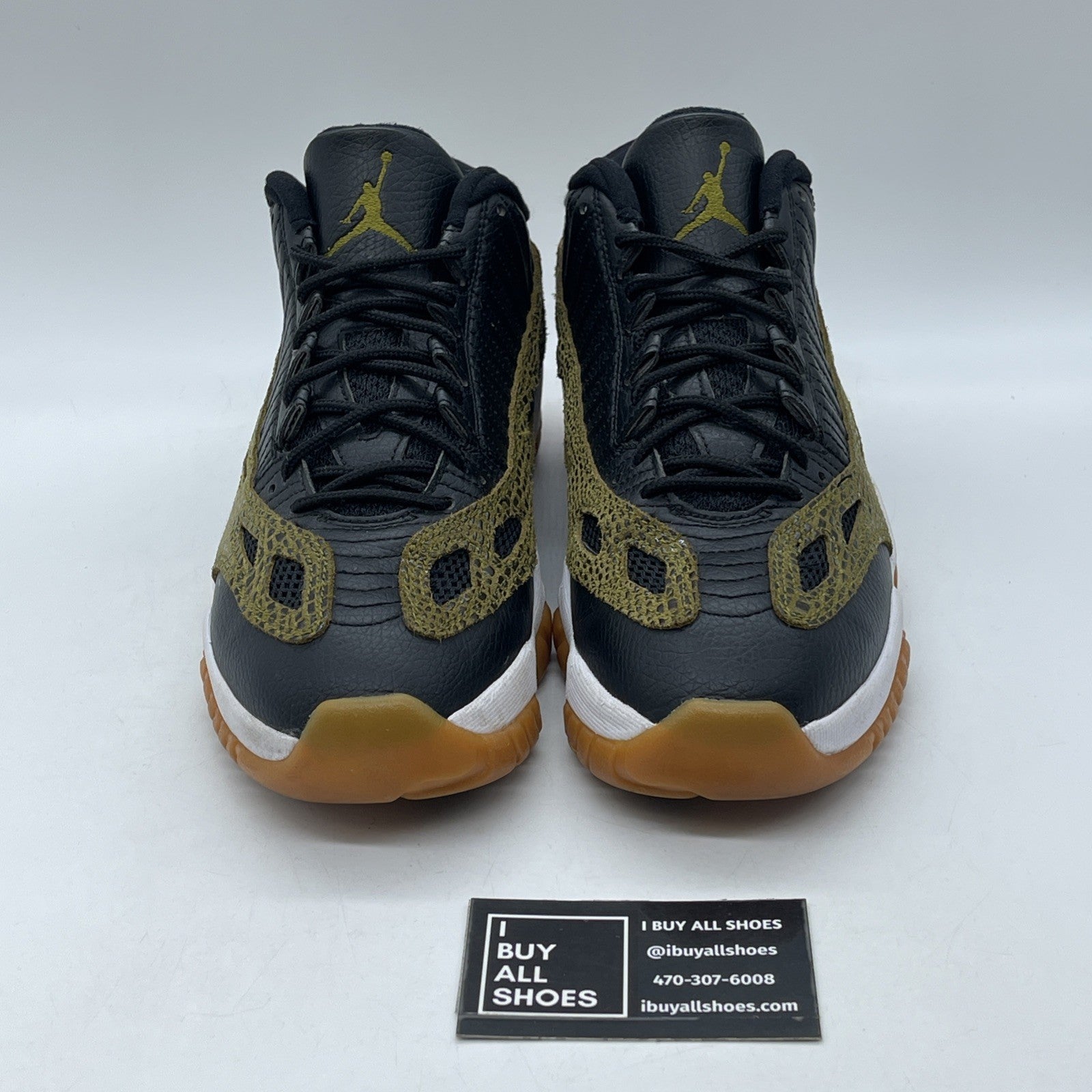 Size 9.5 - Air Jordan 11 IE Low Croc (306008-013)