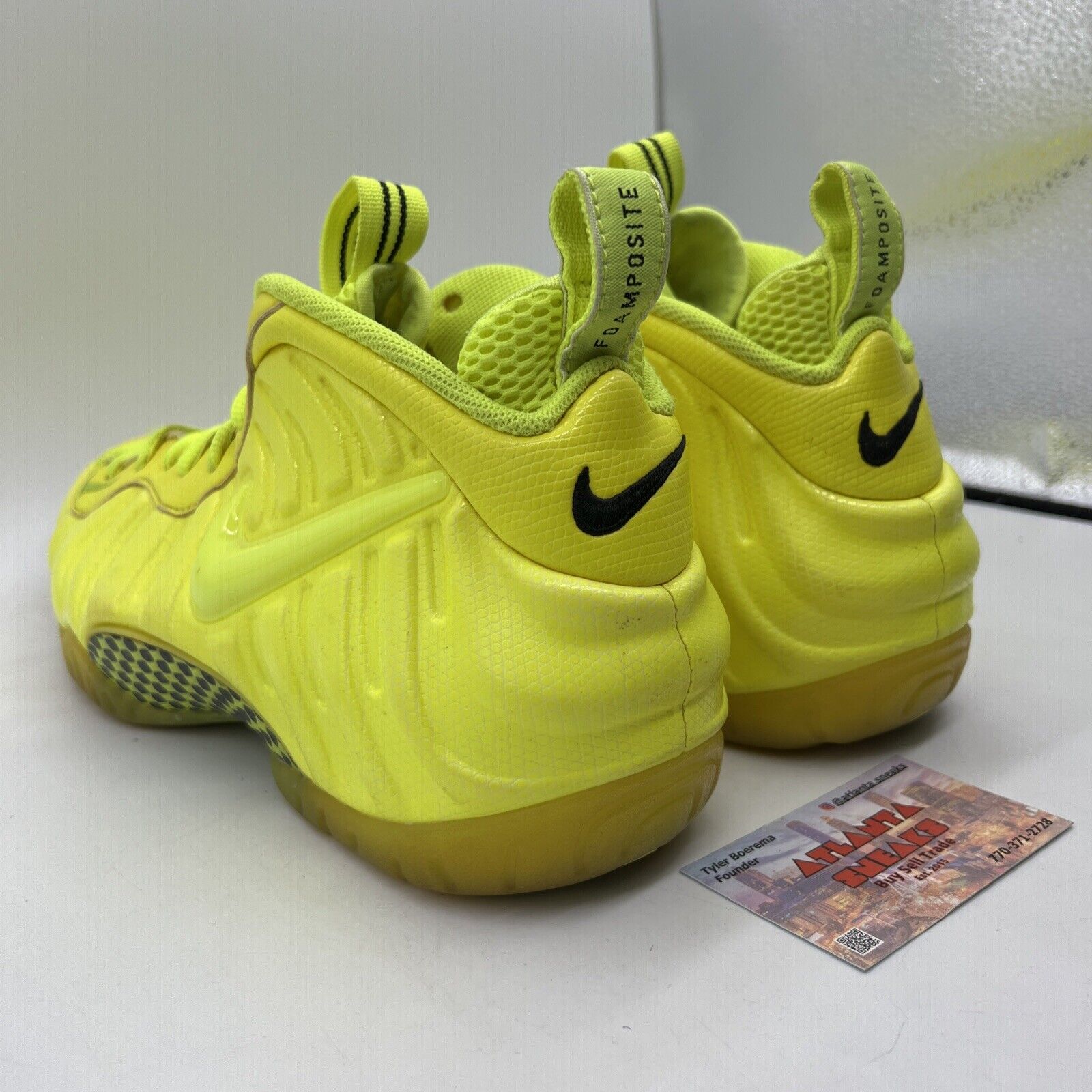 Size 11 - Nike Air Foamposite Pro Volt 2014 (624041-700)