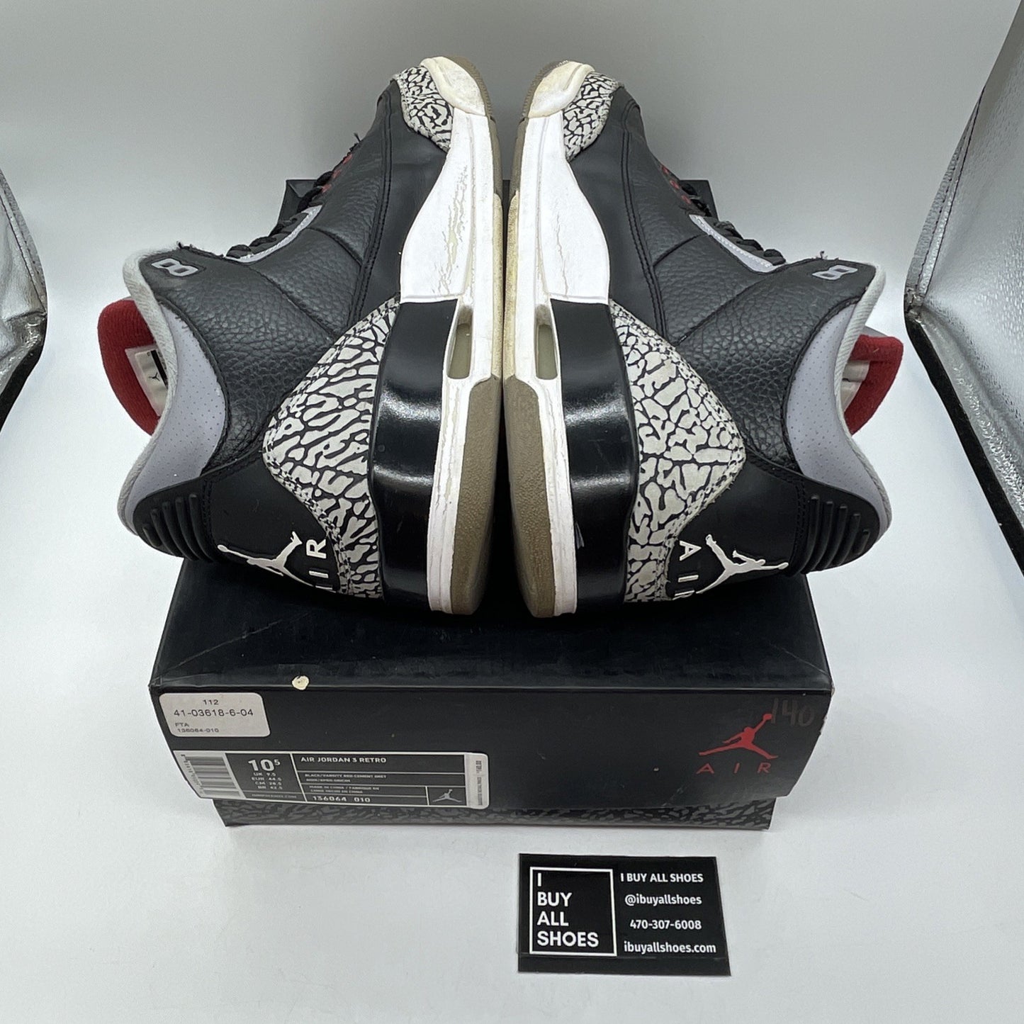 Size 10.5 - Jordan 3 Retro release 2011 Black Grey Suede Leather (136064-010)