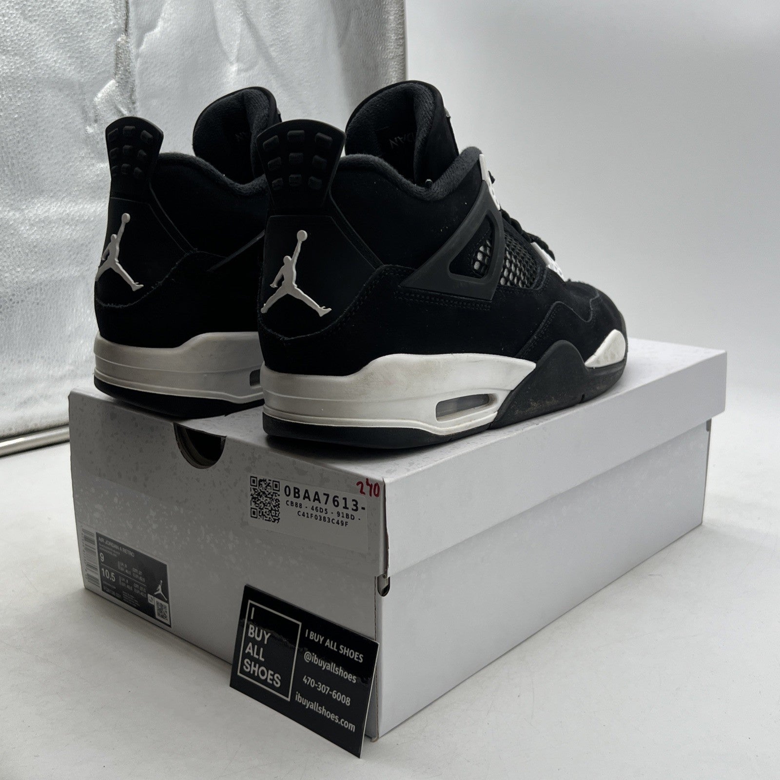 Size 9 - Air Jordan 4 Retro White Thunder (FQ8138-001)