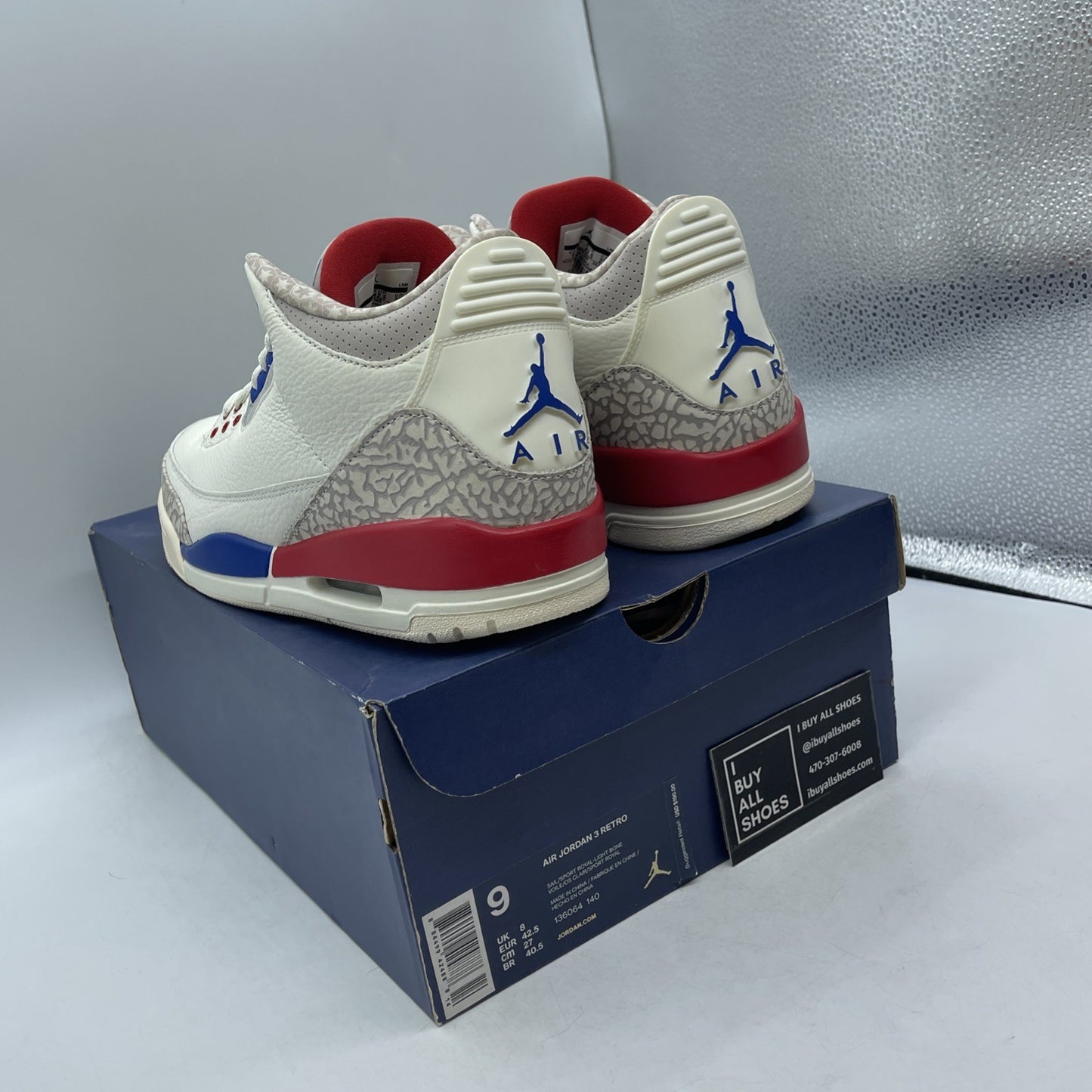 Size 9 - Air Jordan 3 Retro International Flight (136064-140)