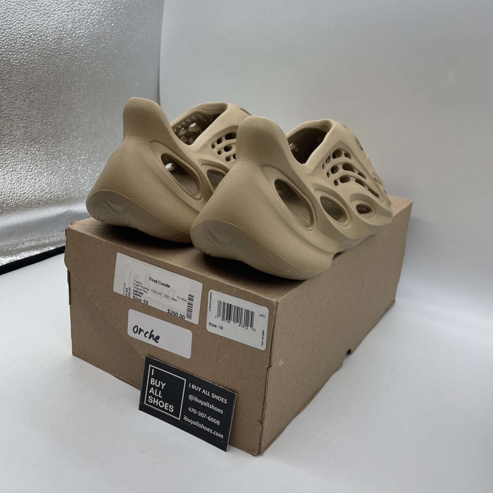 Size 10 - adidas Yeezy Foam RNNR Ochre Brown (6733)
