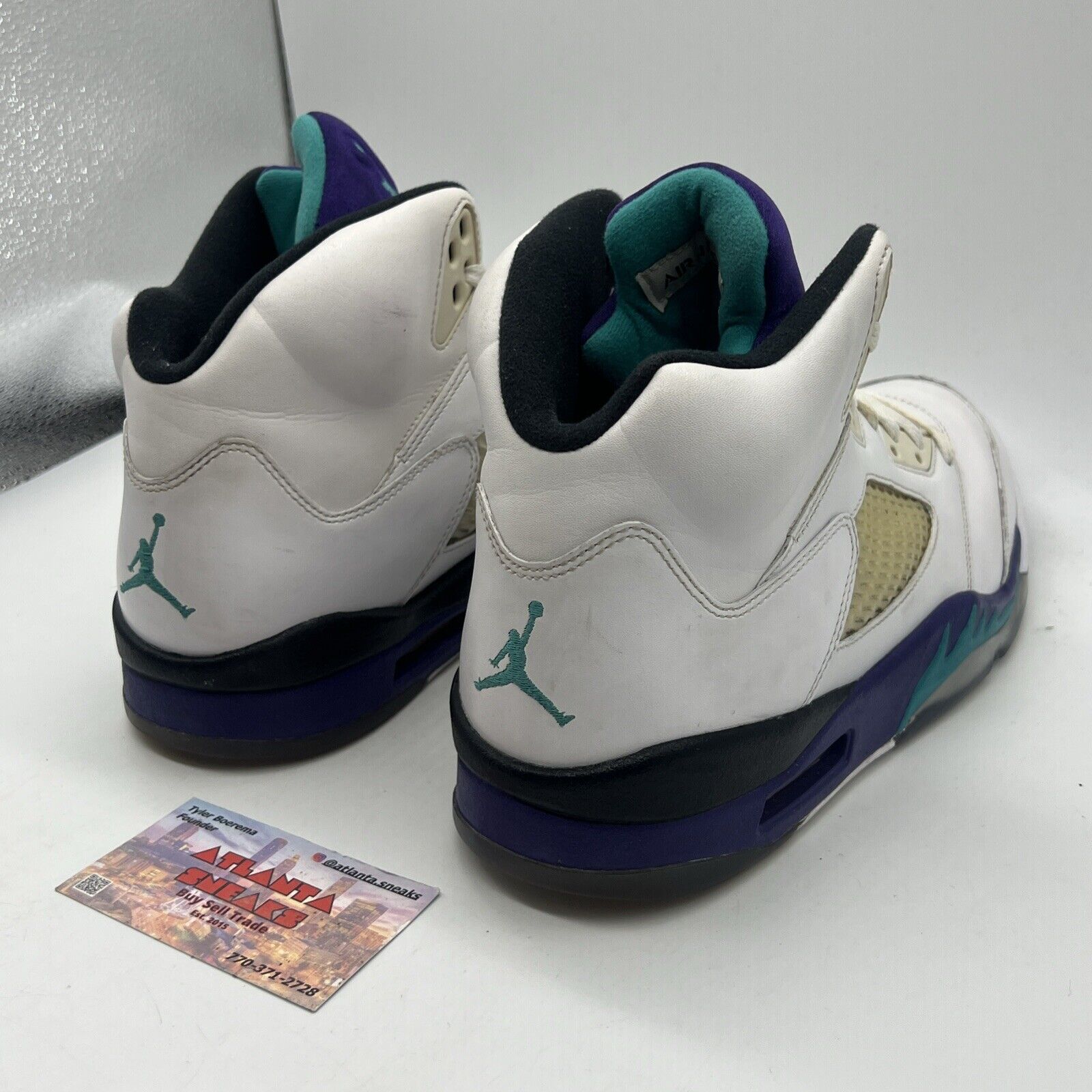 Size 11 - Jordan 5 Retro Grape 2013 White Black Purple Aqua Used