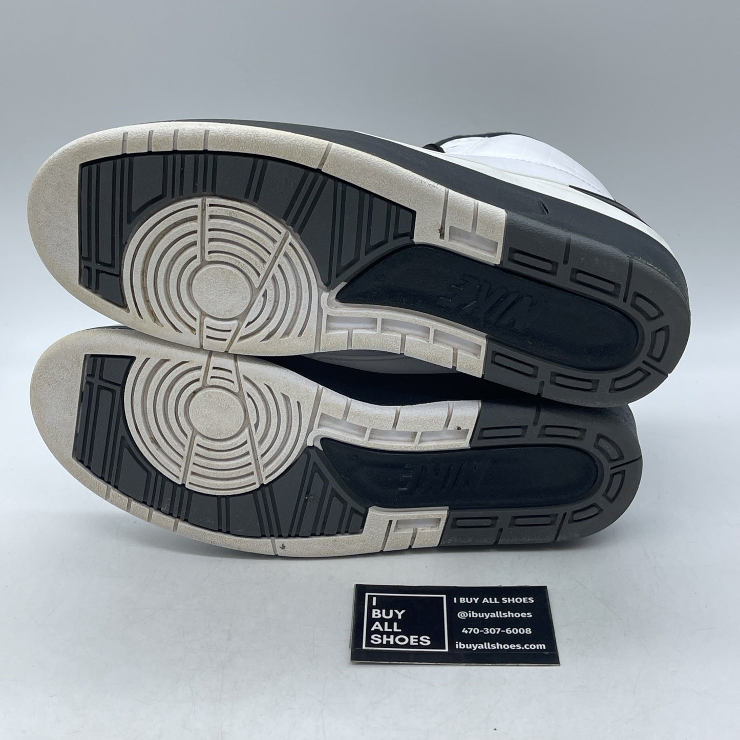 Size 9.5 - Air Jordan 2 Retro Wing It (834272-103)