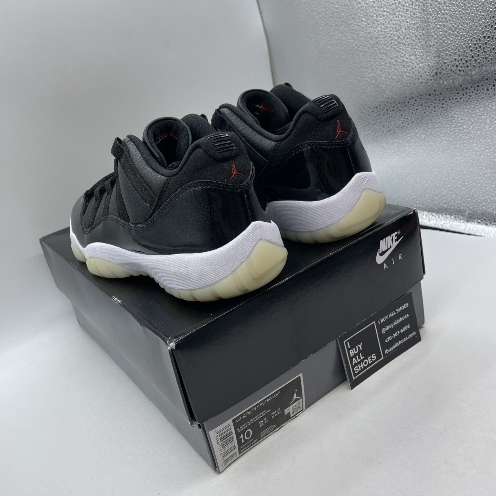 Size 10 - Air Jordan 11 Retro Low 72-10 (AV2187-001)