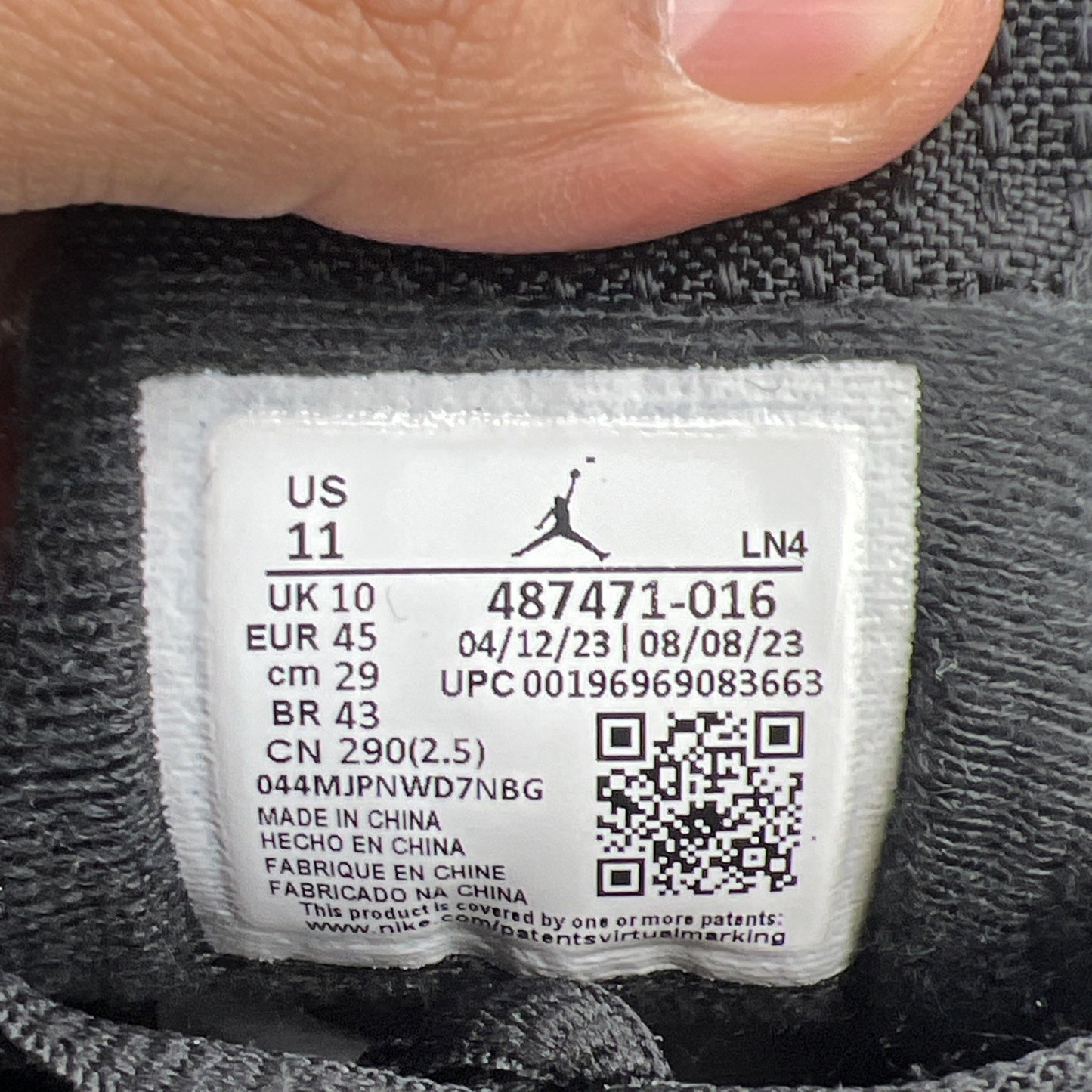 Size 11 - Air Jordan 14 Retro Black White (487471-016)