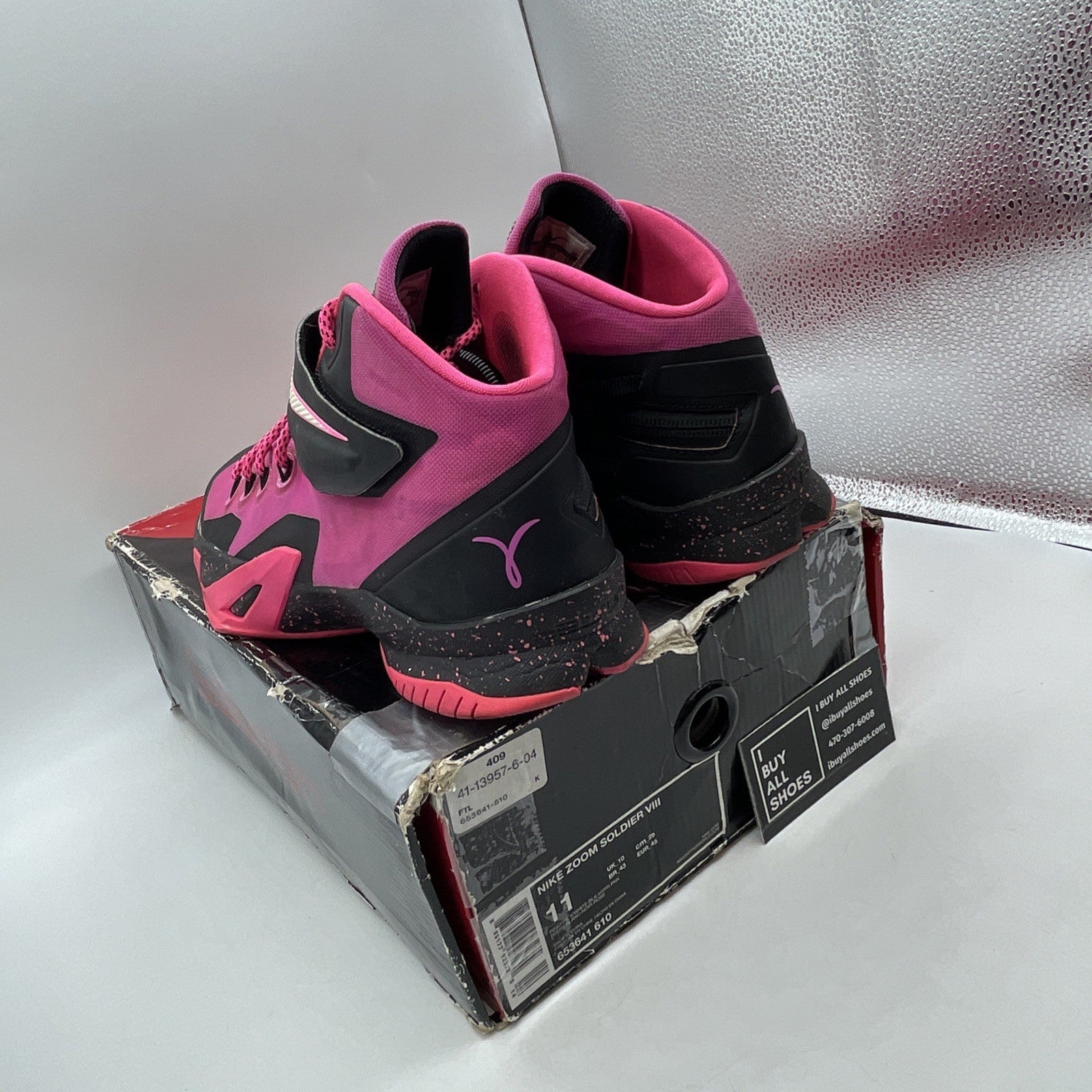Size 11 - Nike Zoom Soldier 8 Pink (653641-610)