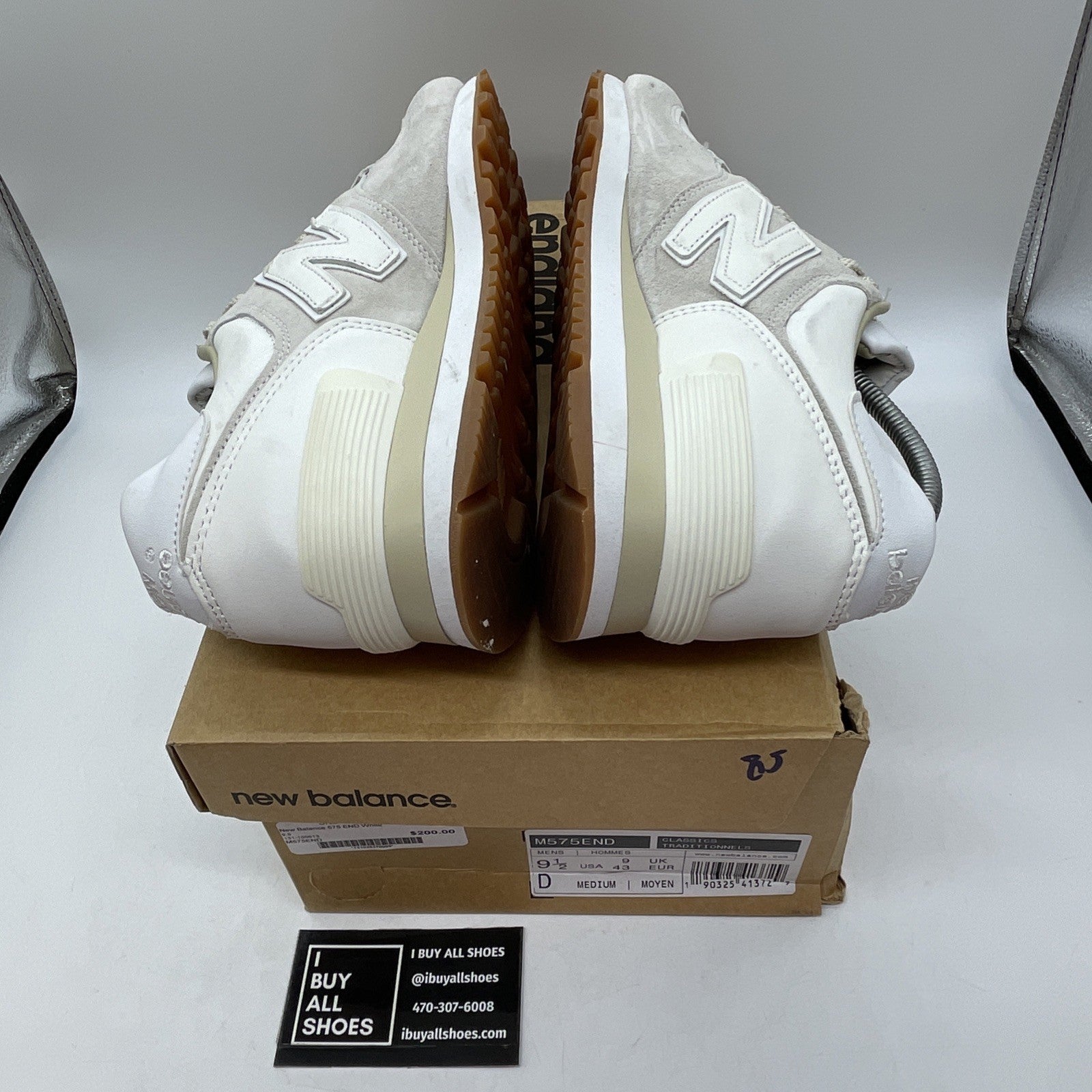 Size 9.5 - New Balance END. x 575 Made in England Marble White (M575END)
