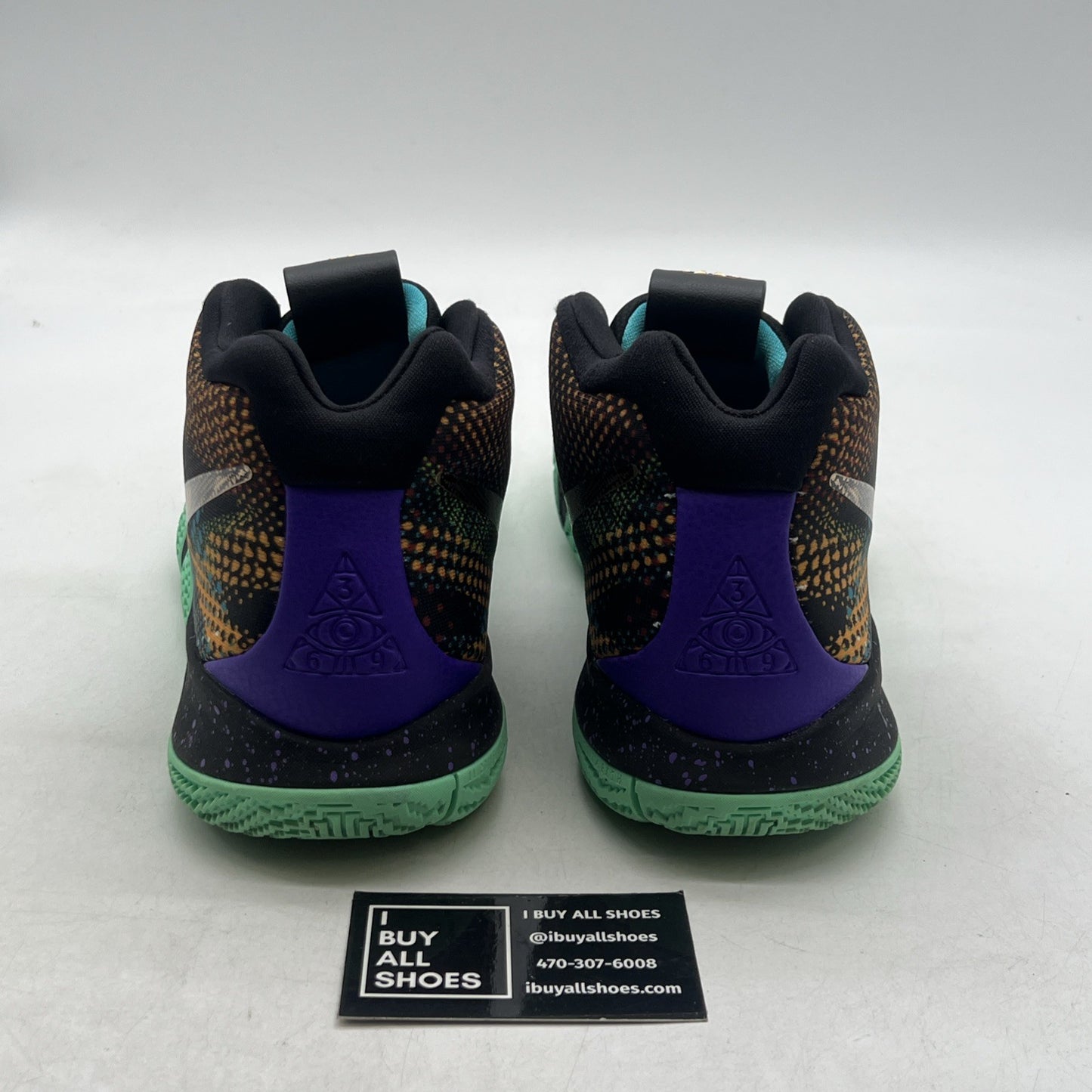 Size 11.5 - Nike Kyrie 4 Mamba Mentality (AV2597-001)