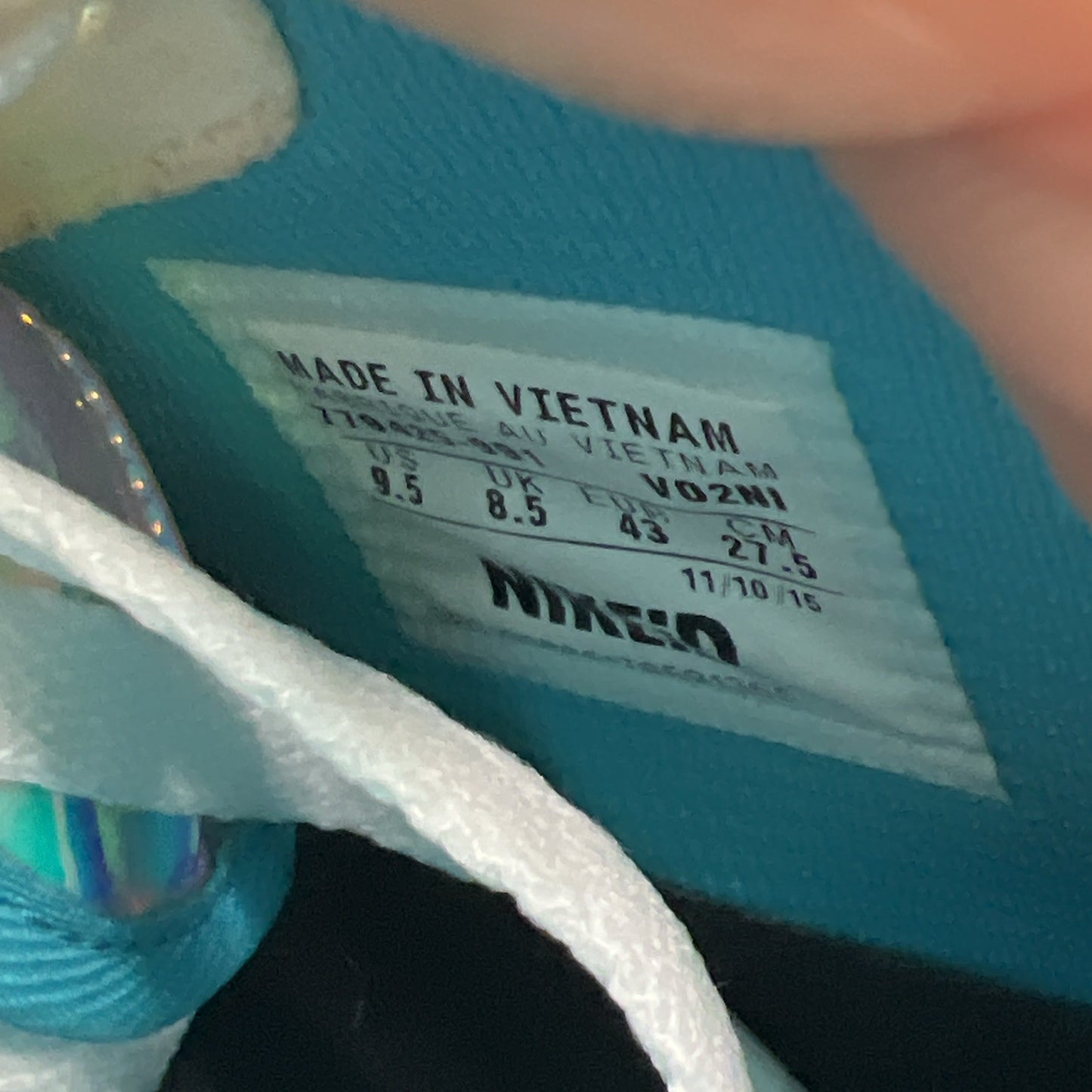 Size 9.5 -Nike Air Force 1 Mid Iridescent ID Blue Multicolor/Violet (779425-991)