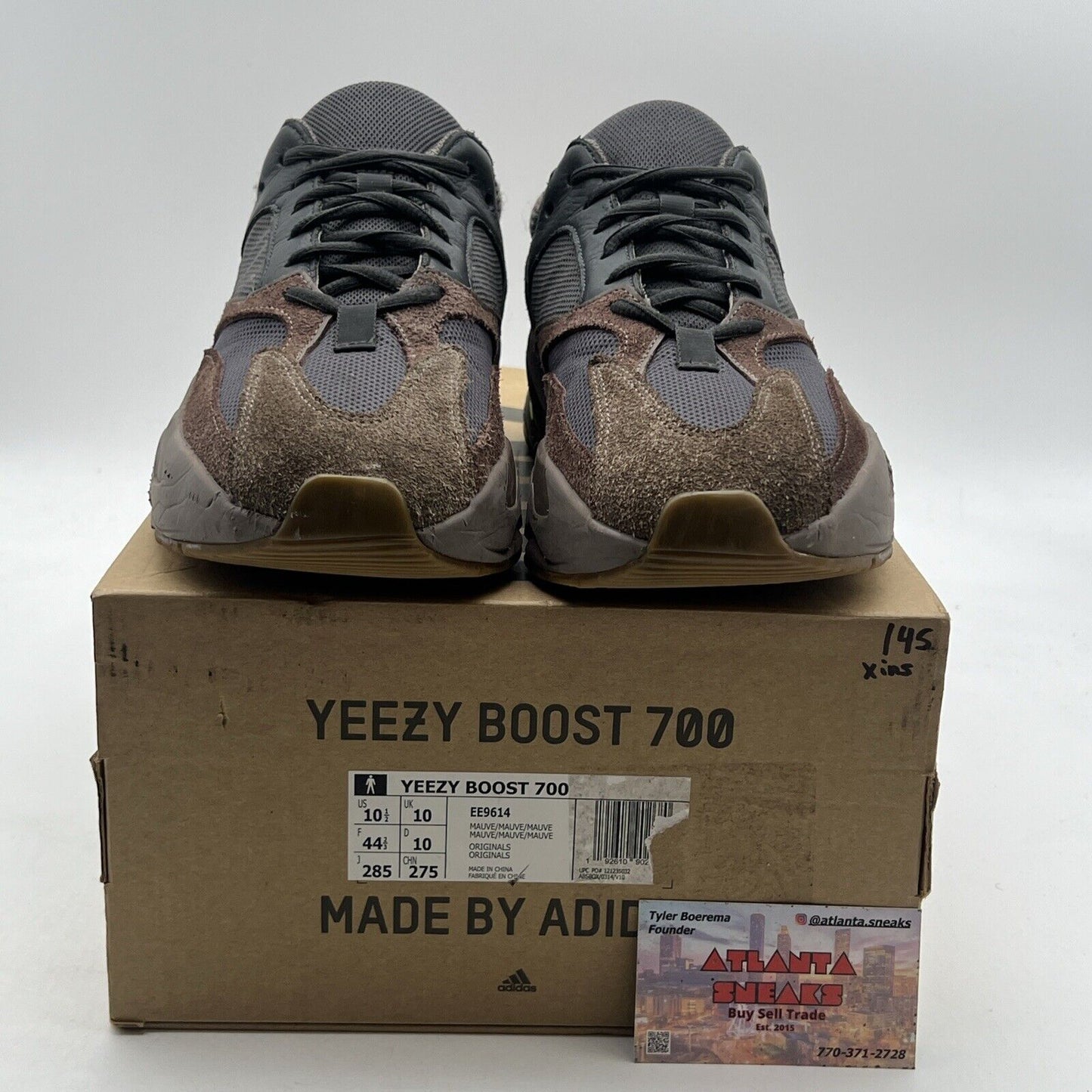 Size 10.5 - adidas Yeezy Boost 700 V1 Mauve (EE9614)