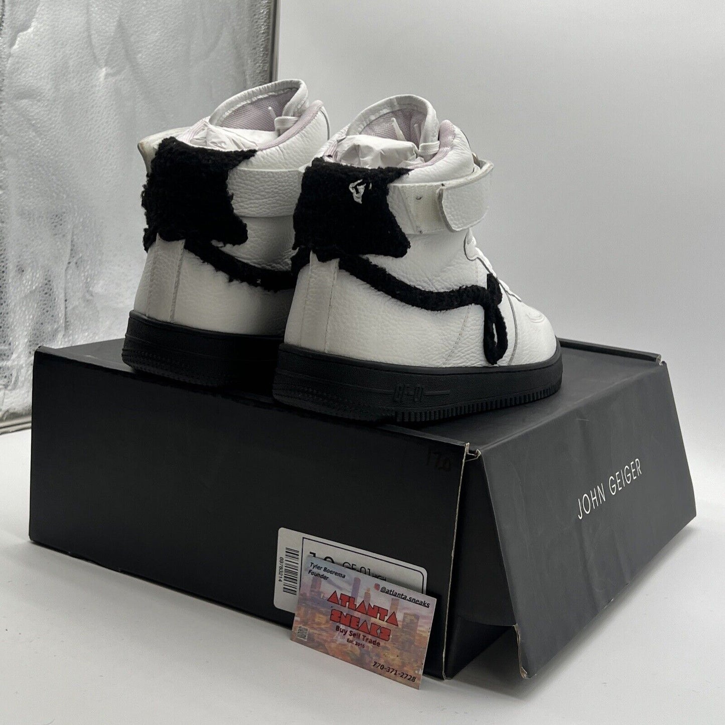 Size 13 - John Geiger GF-01 white/black chenille