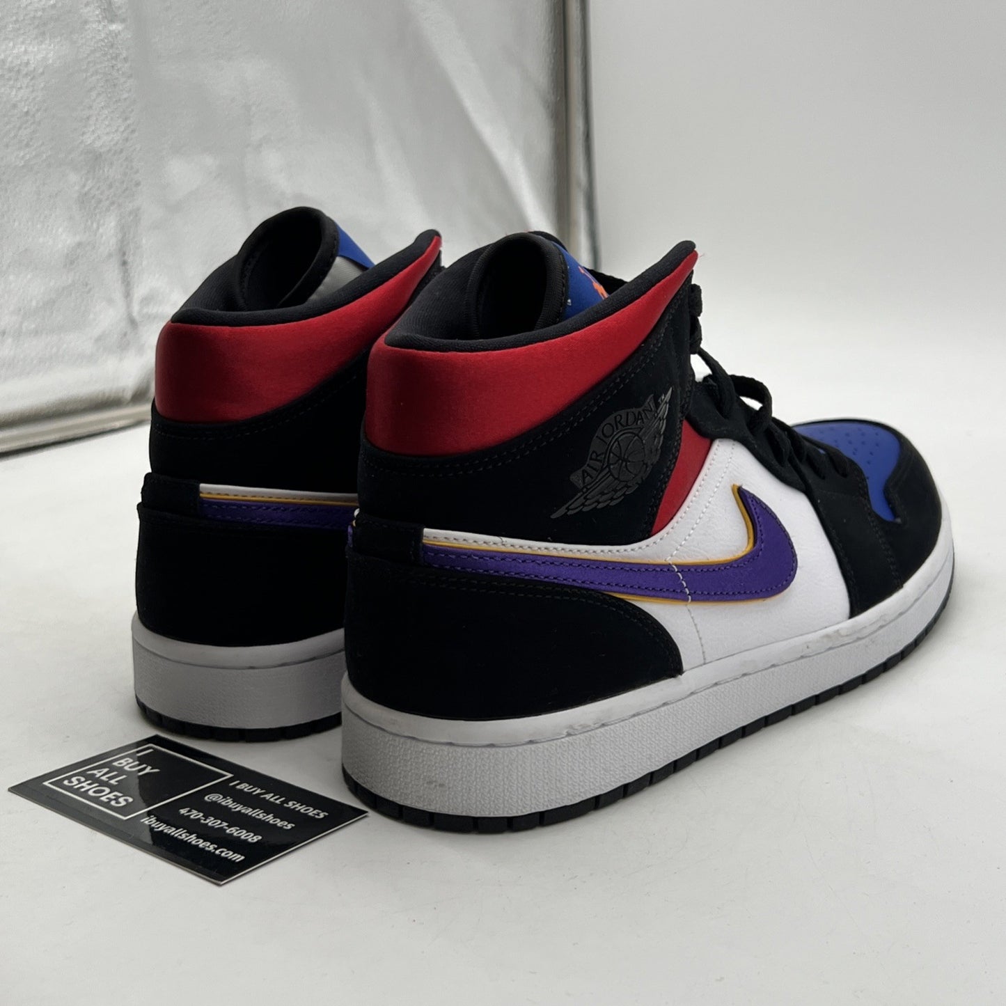 Size 9.5 - Air Jordan 1 SE Mid Rivals (852542-005)