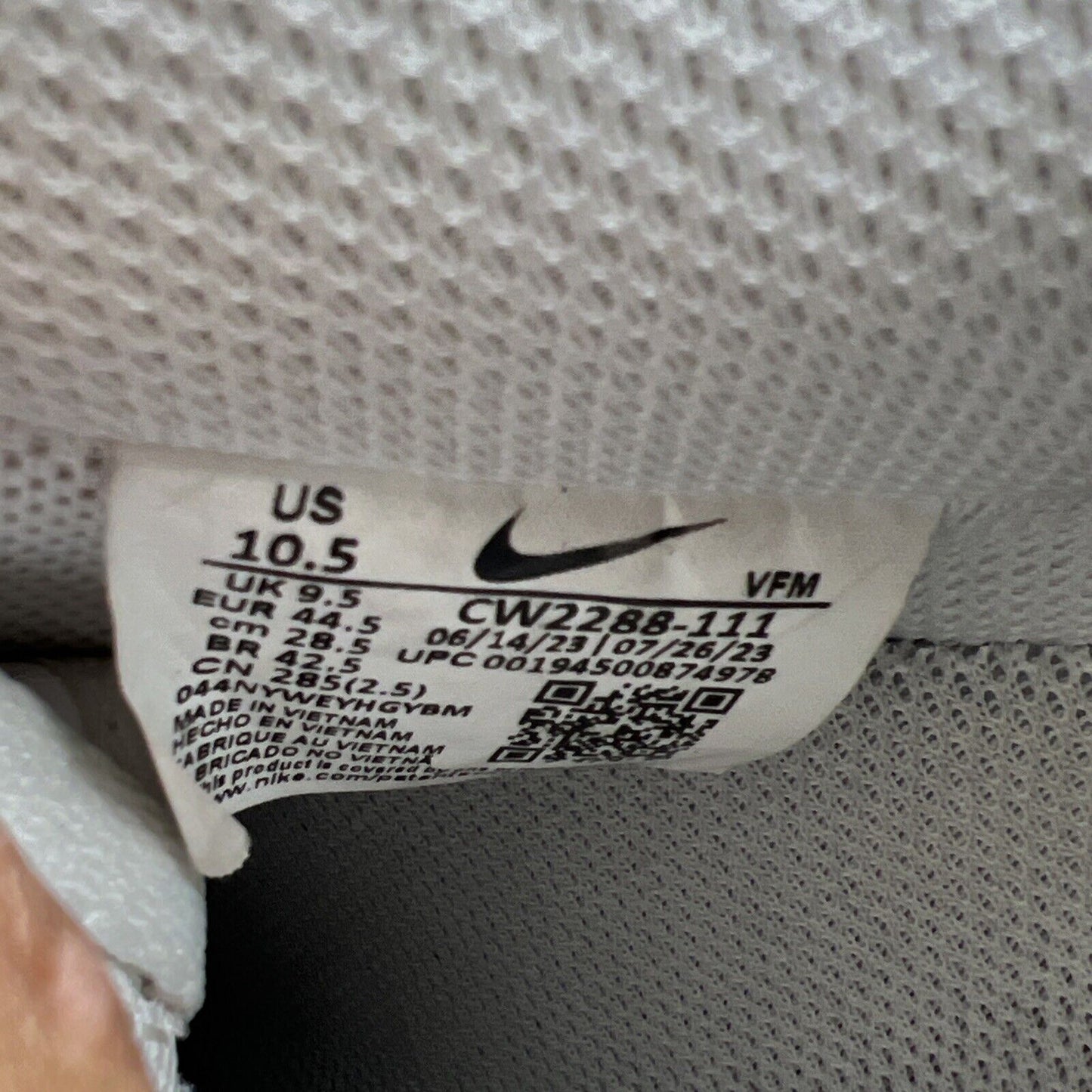 Size 10.5 - Nike Air Force 1 '07 Low Triple White (CW2288-111)