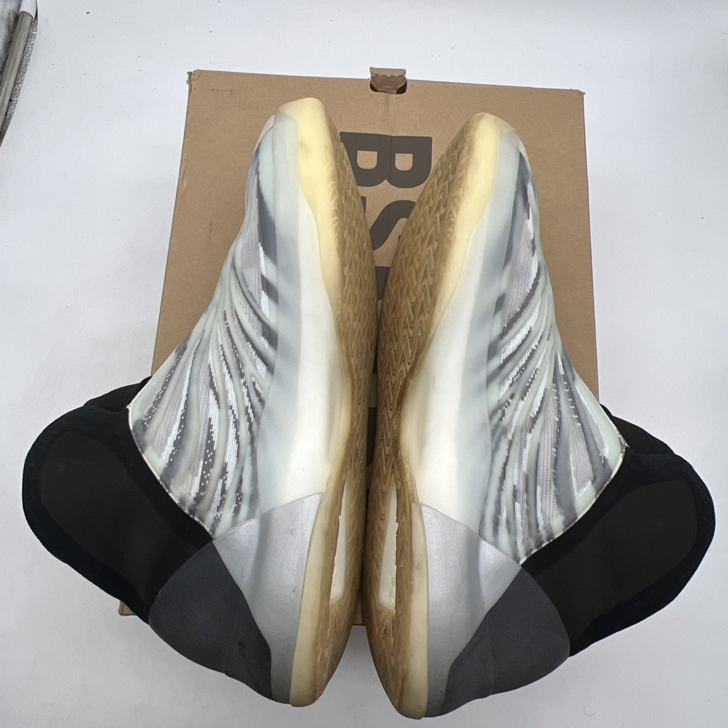 Size 14 - adidas Yeezy Basketball Quantum (FZ4362)