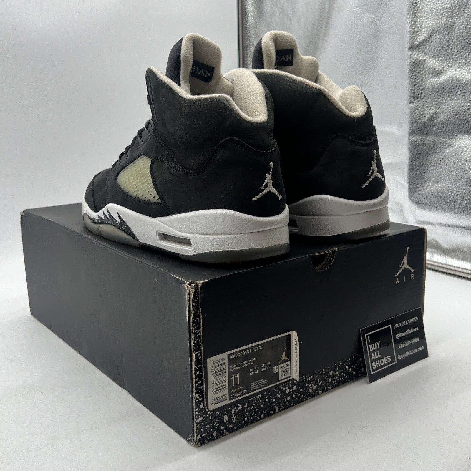 Size 11 - Air Jordan 5 Retro Mid Oreo (CT4838-011)