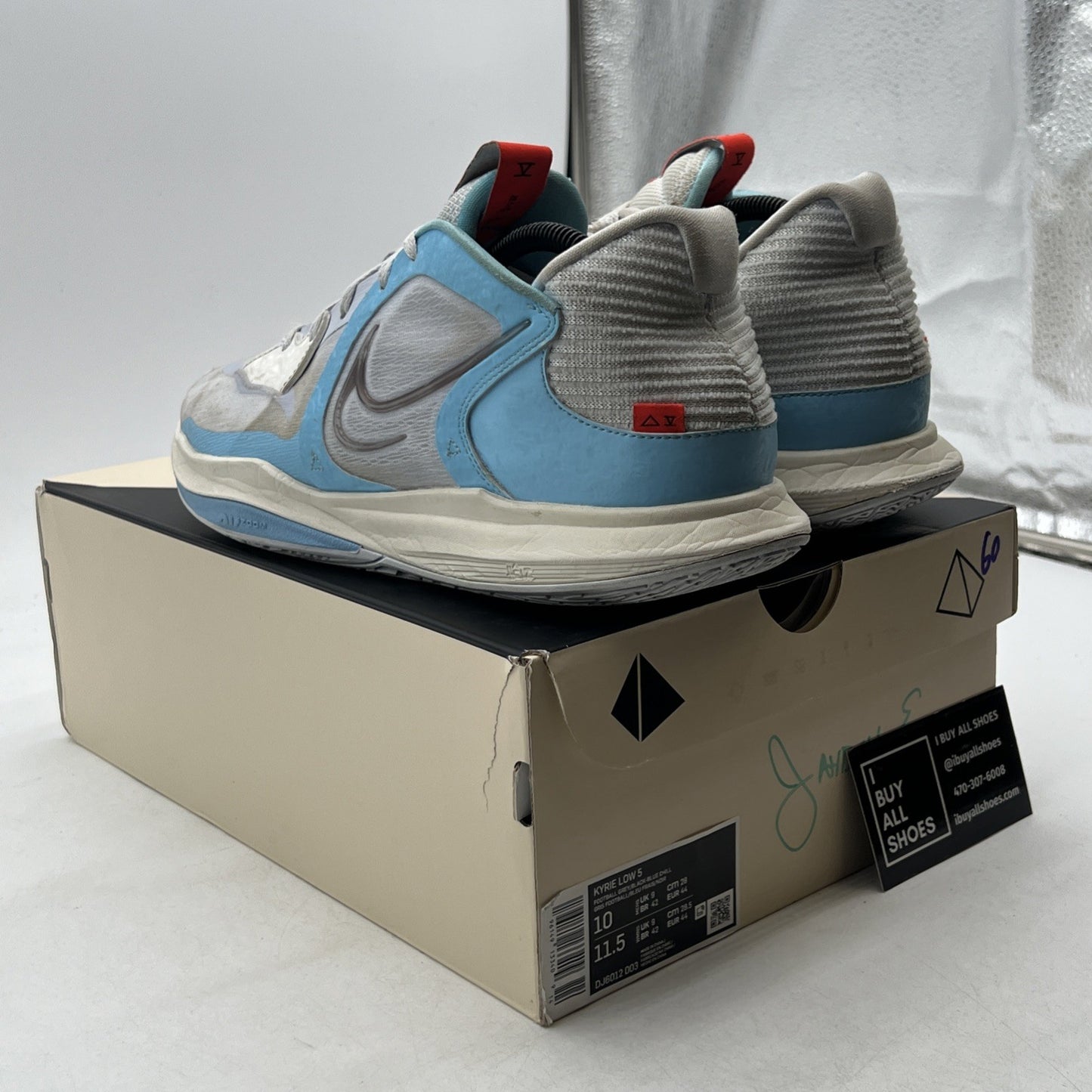 Size 10 - Nike Kyrie 5 Low Football Grey (DJ6012-003)