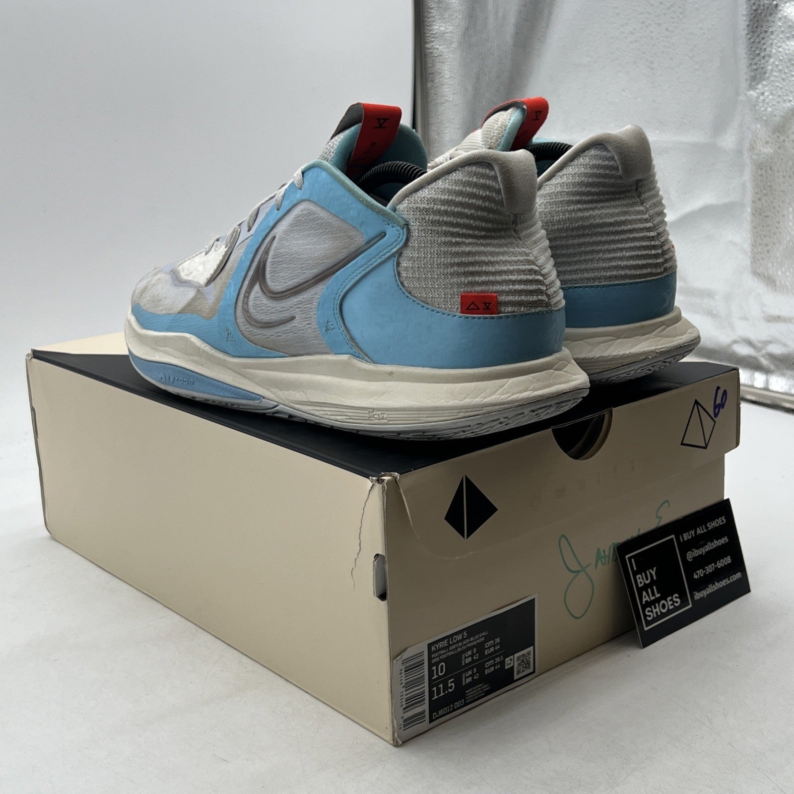 Size 10 - Nike Kyrie 5 Low Football Grey (DJ6012-003)