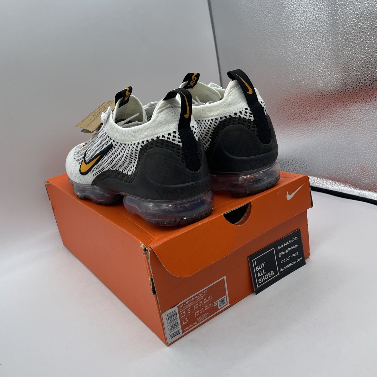 Size 11.5 - Nike Air VaporMax 2021 Flyknit White Kumquat Suede (DM0025-101)
