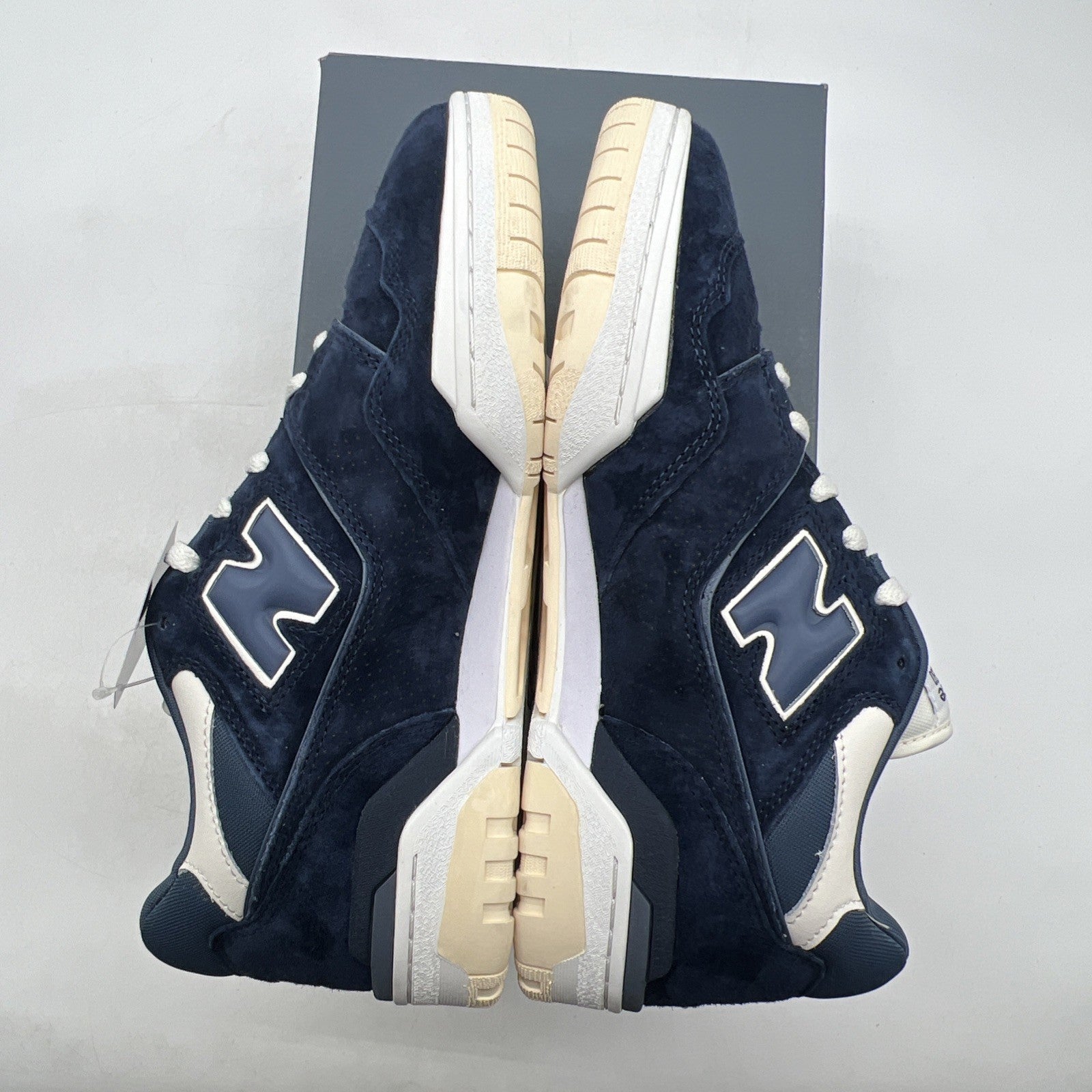 Size 10 - New Balance 550 Suede Indigo Navy Blue Sneakers Shoes (BB550SLA)