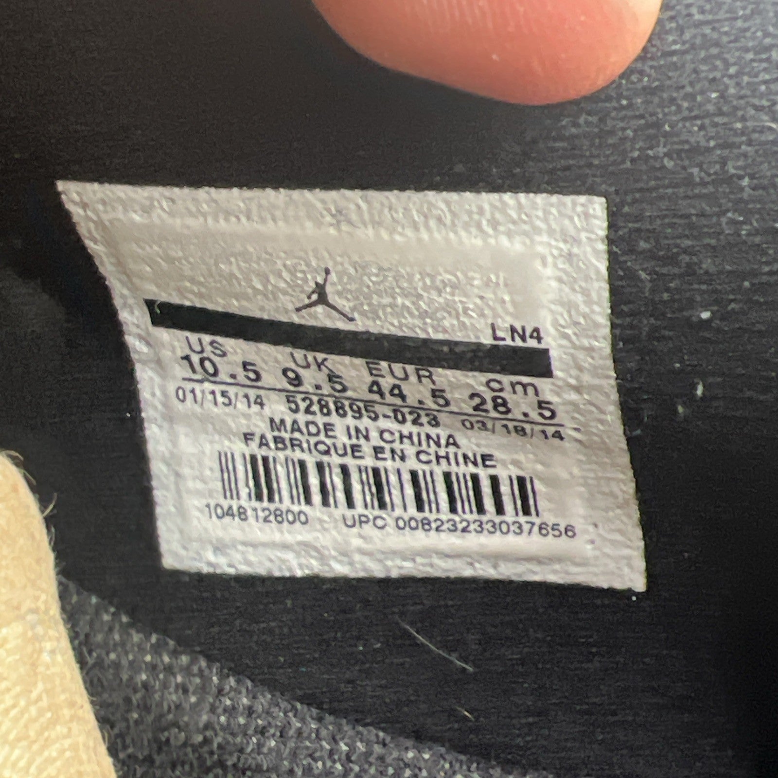 Size 10.5 - Air Jordan 11 Retro Low Infrared 23 (528895-023)