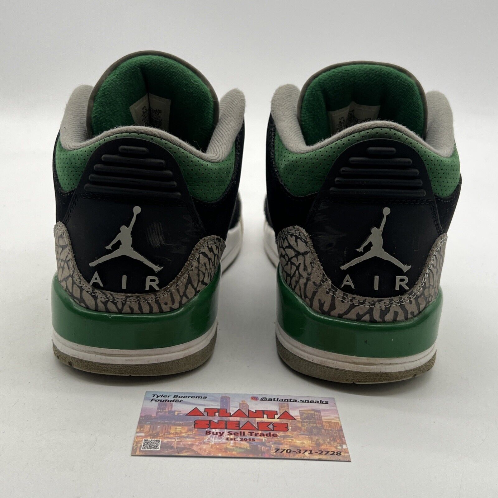 Size 8.5 - Air Jordan 3 Retro Mid Pine Green (CT8532-030)