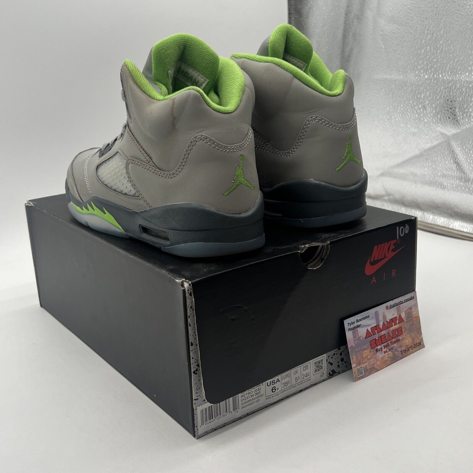 Size 6 (GS) - Jordan 5 Retro 2022 Mid Green Bean