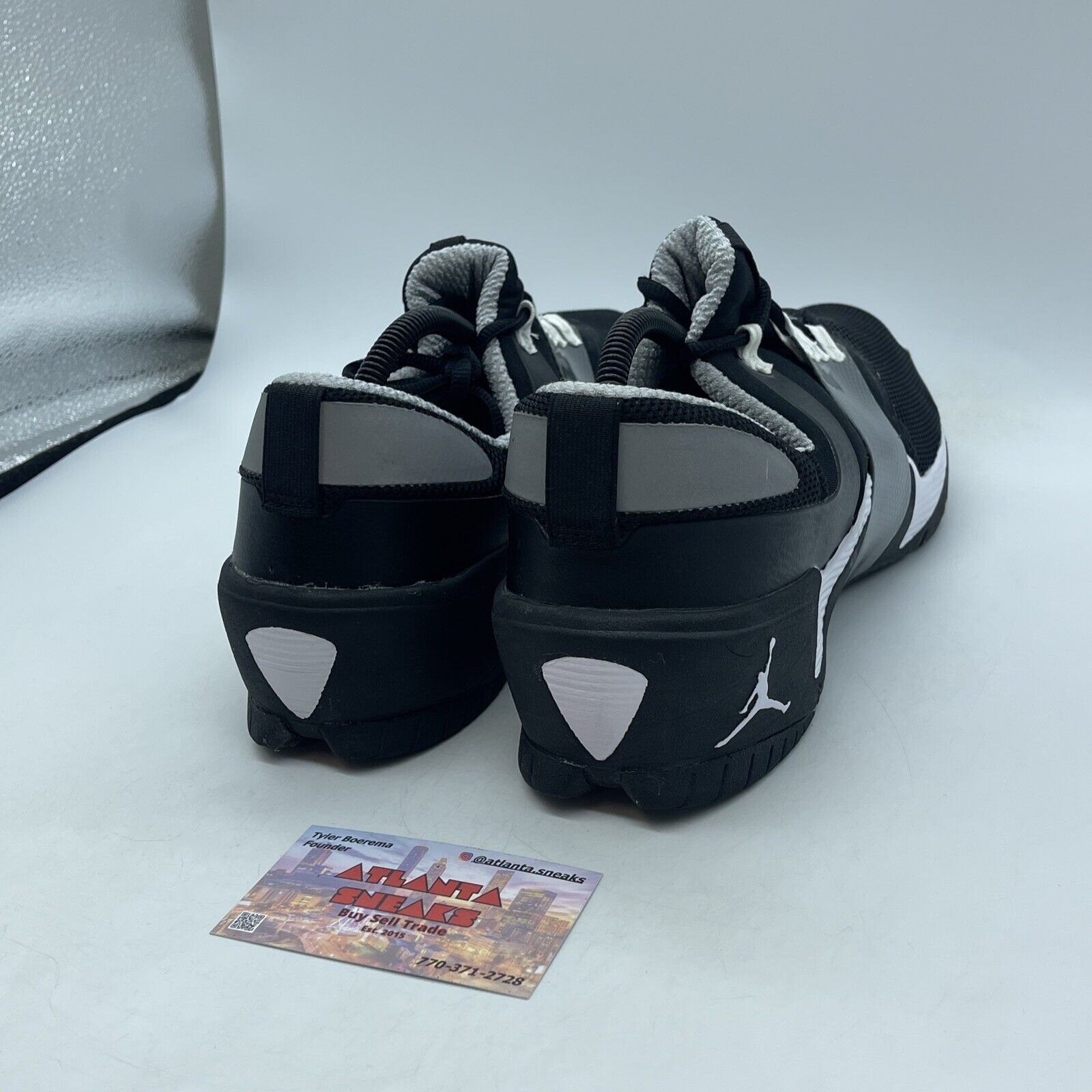 Size 11 - Jordan Alpha Trunner Black White grey  Suede Leather (407582-001)