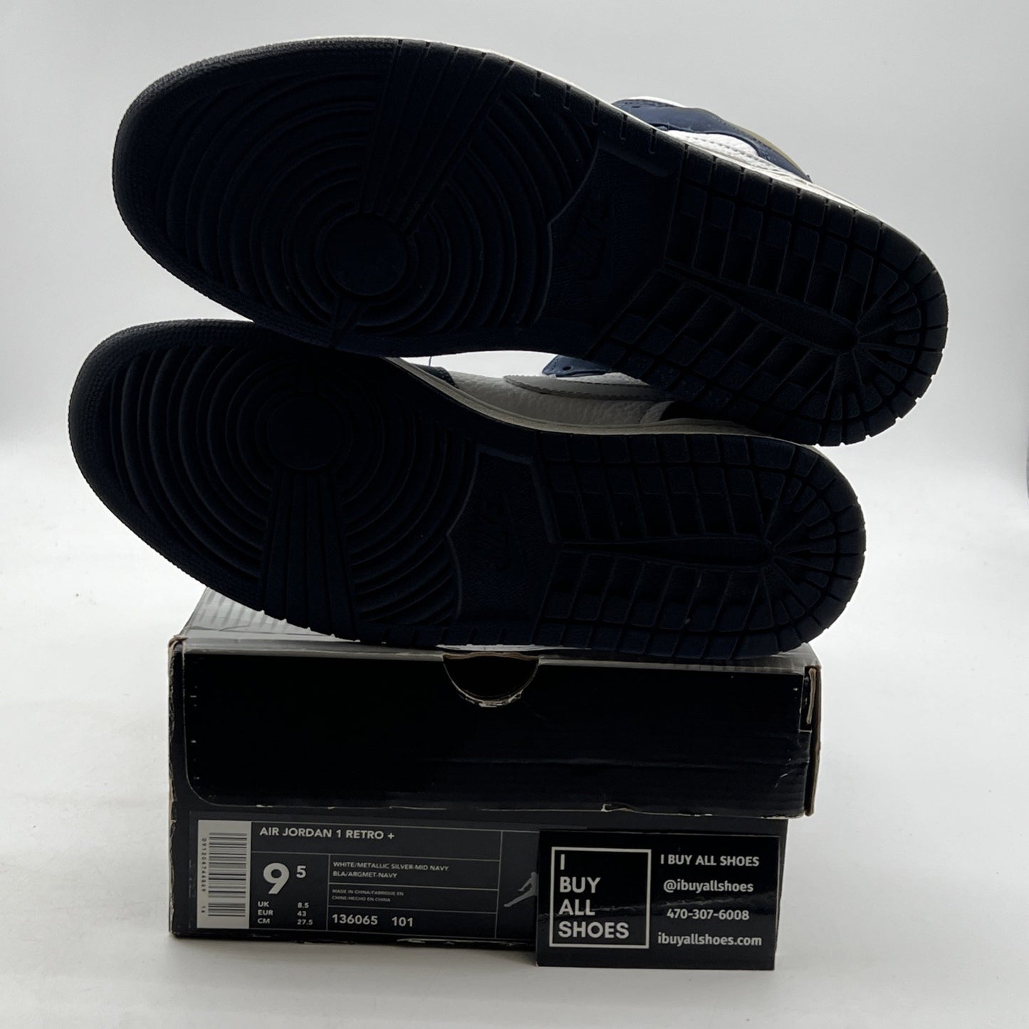 Size 9.5 - Air Jordan 1 Retro + Midnight Navy (136065-101)