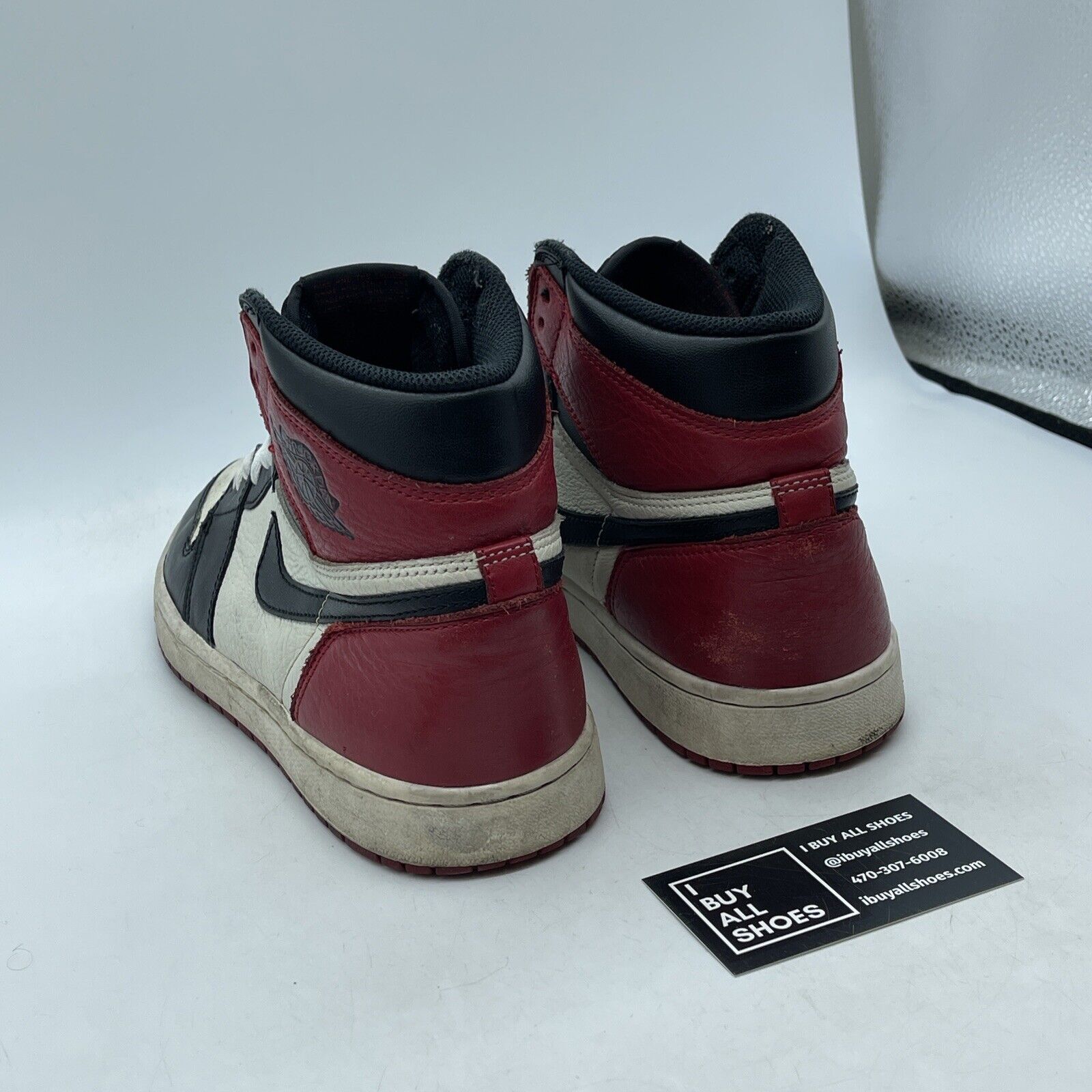 Size 8 - Jordan 1 Retro OG High Bred Toe Black Red White Leather (555088-610)