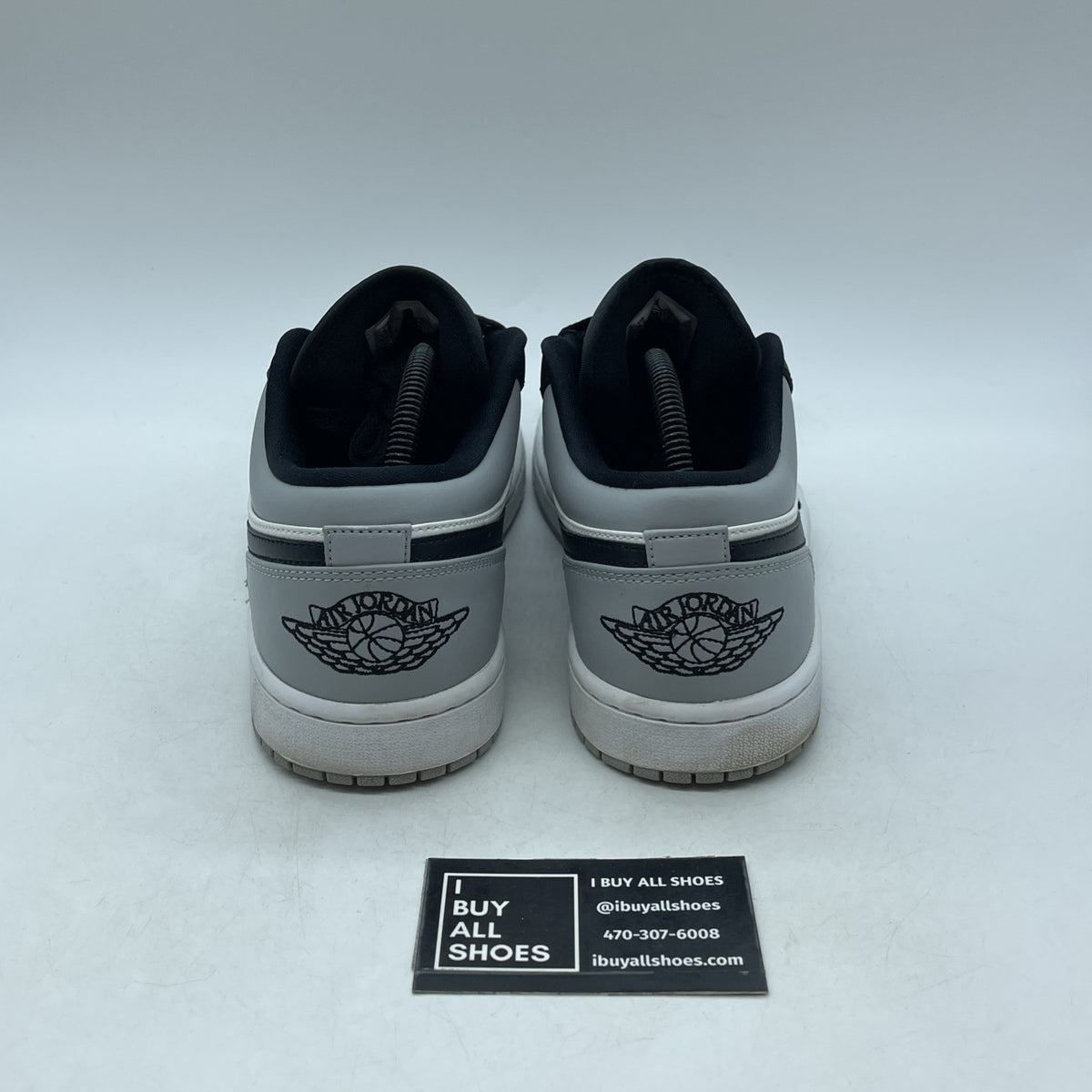 Size 8.5 - Air Jordan 1 Low Shadow Toe (553558-052)